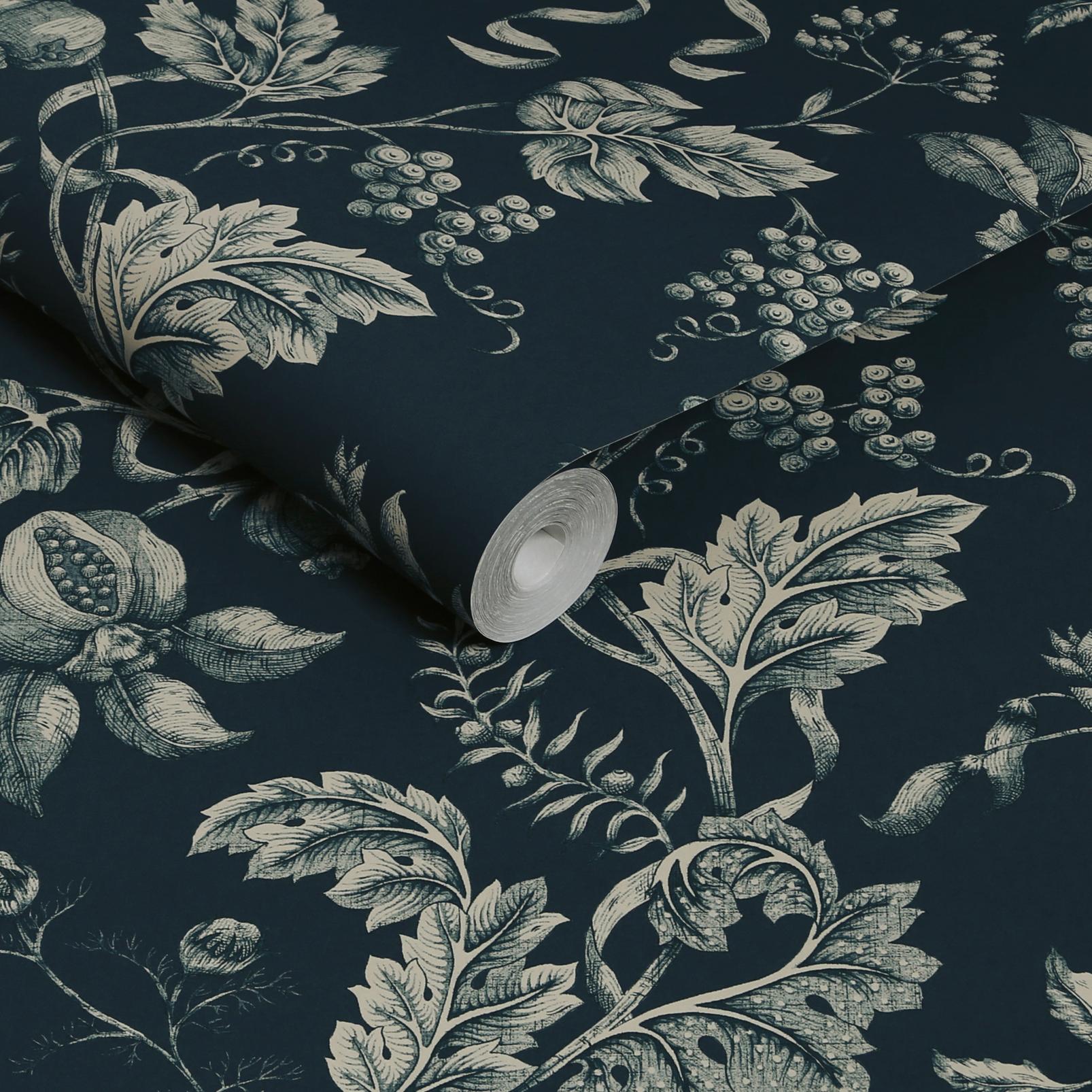 Roman Petrol Wallpaper - 143554_ROLLSHOT_01.jpg