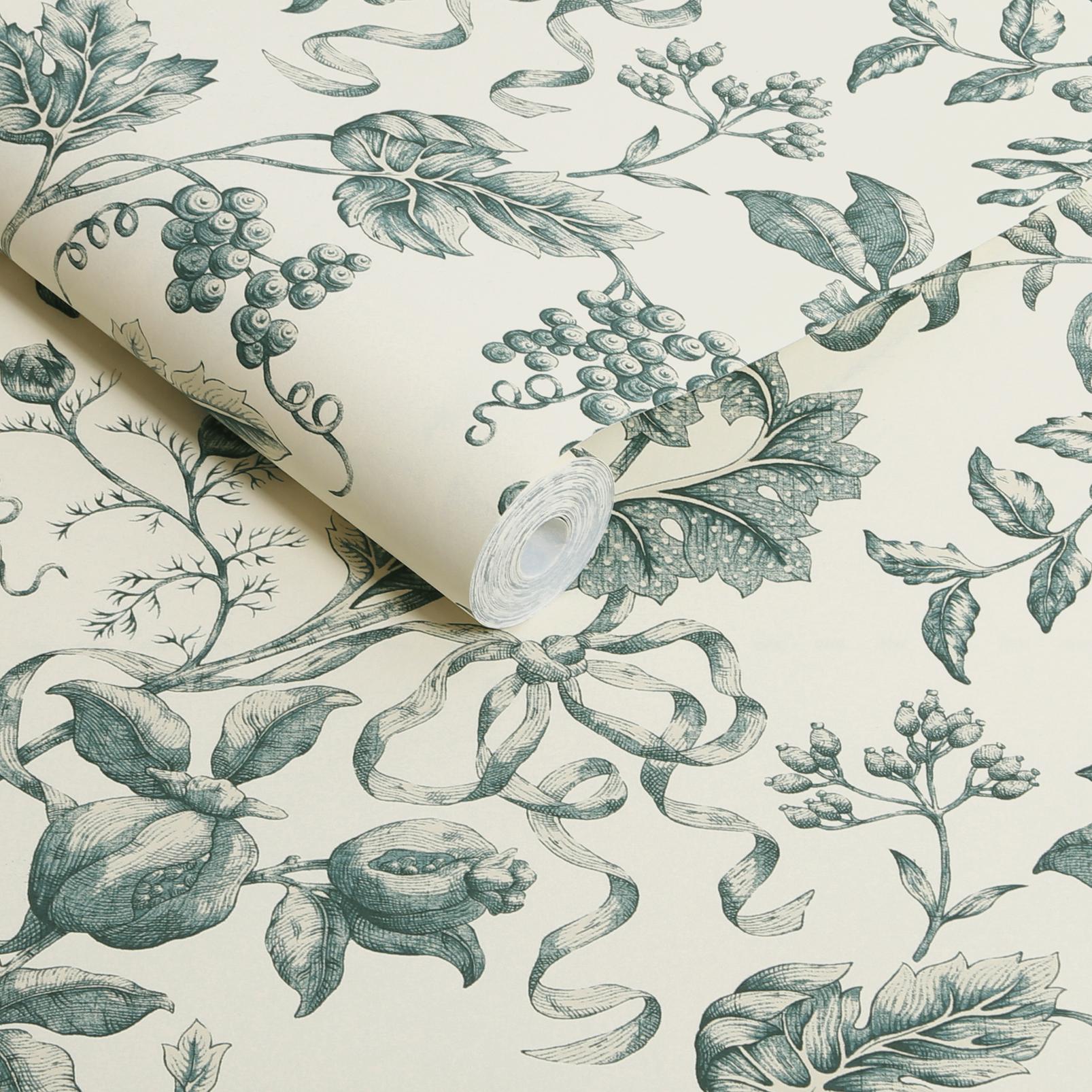 Roman Navy Wallpaper - 143553_ROLLSHOT_01.jpg