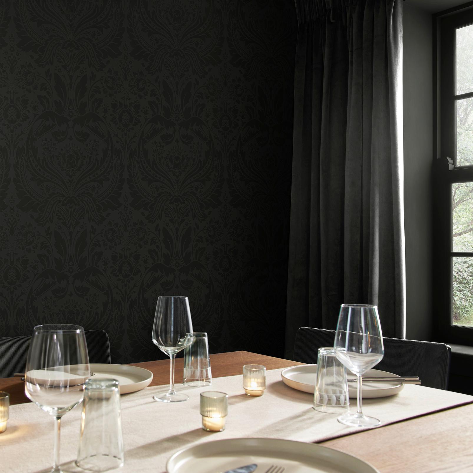 Desire Noir Wallpaper - 143547_ROOMSET_01.jpg