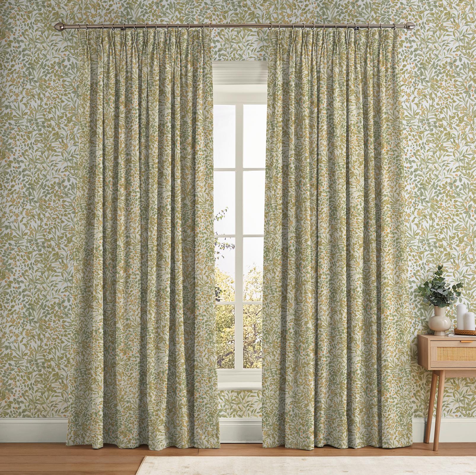 Reverie Crème Brûlée Curtain - 143648cur_ROOMSET_Reverie_Creme_Brulee_143513_Reverie_Creme_Brulee_Prosecco_White.jpg