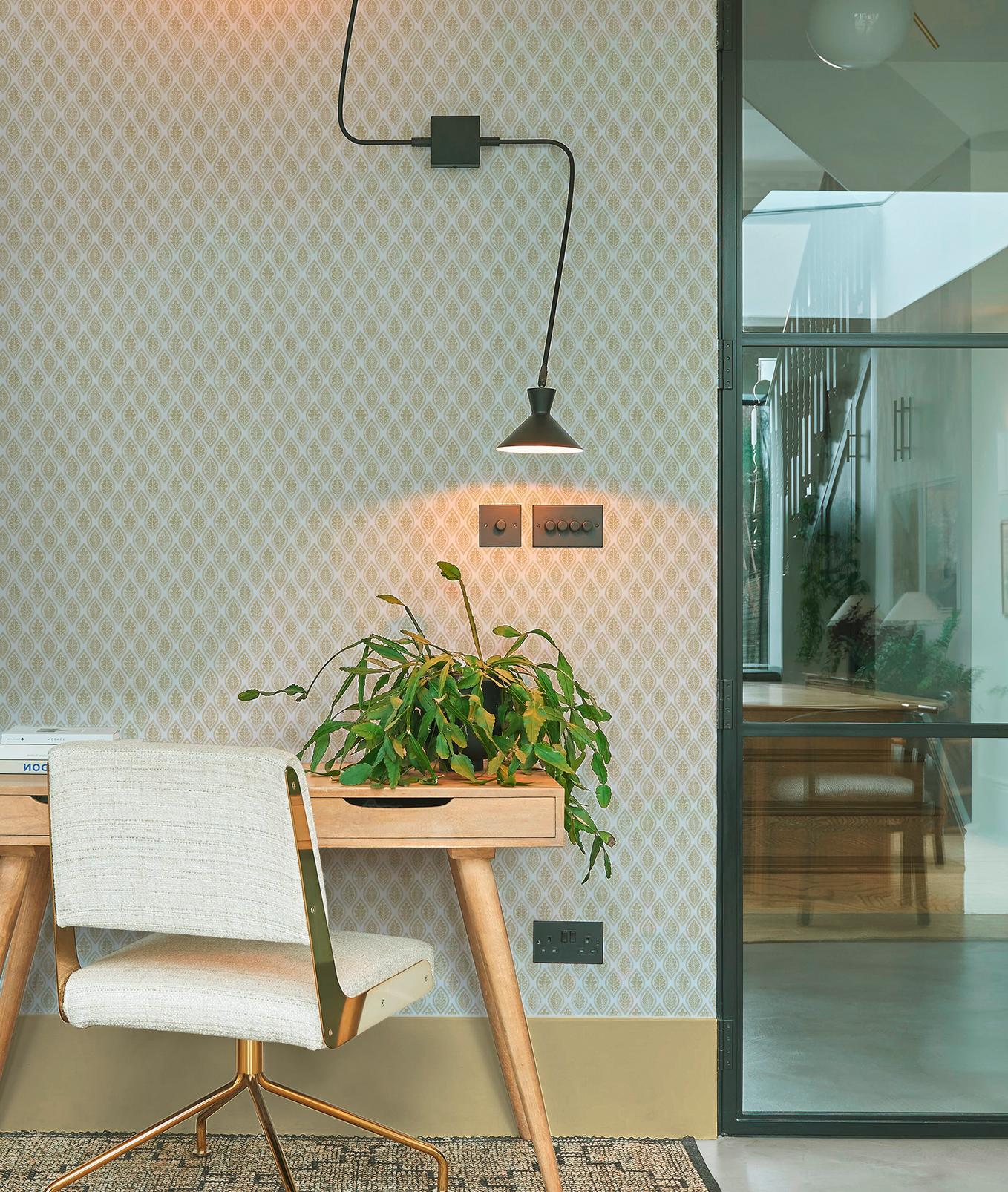 Edo Creme Brulee Wallpaper - 143527_ROOMSET_02.jpg