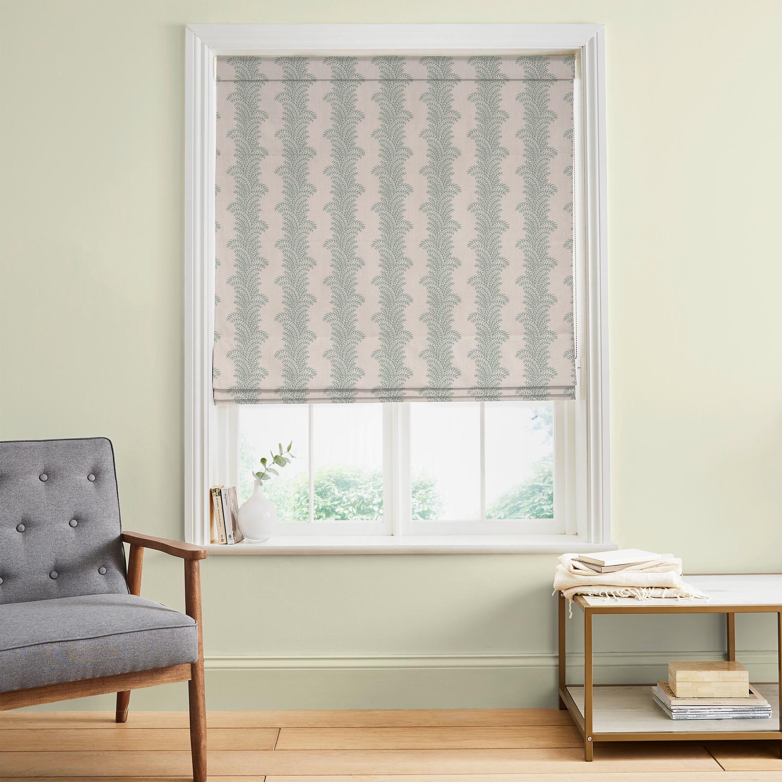 Whispering Fern Mist Roman Blind - 143633rom_ROOMSET_Whispering_Fern_Mint_109025_Blanc.jpg