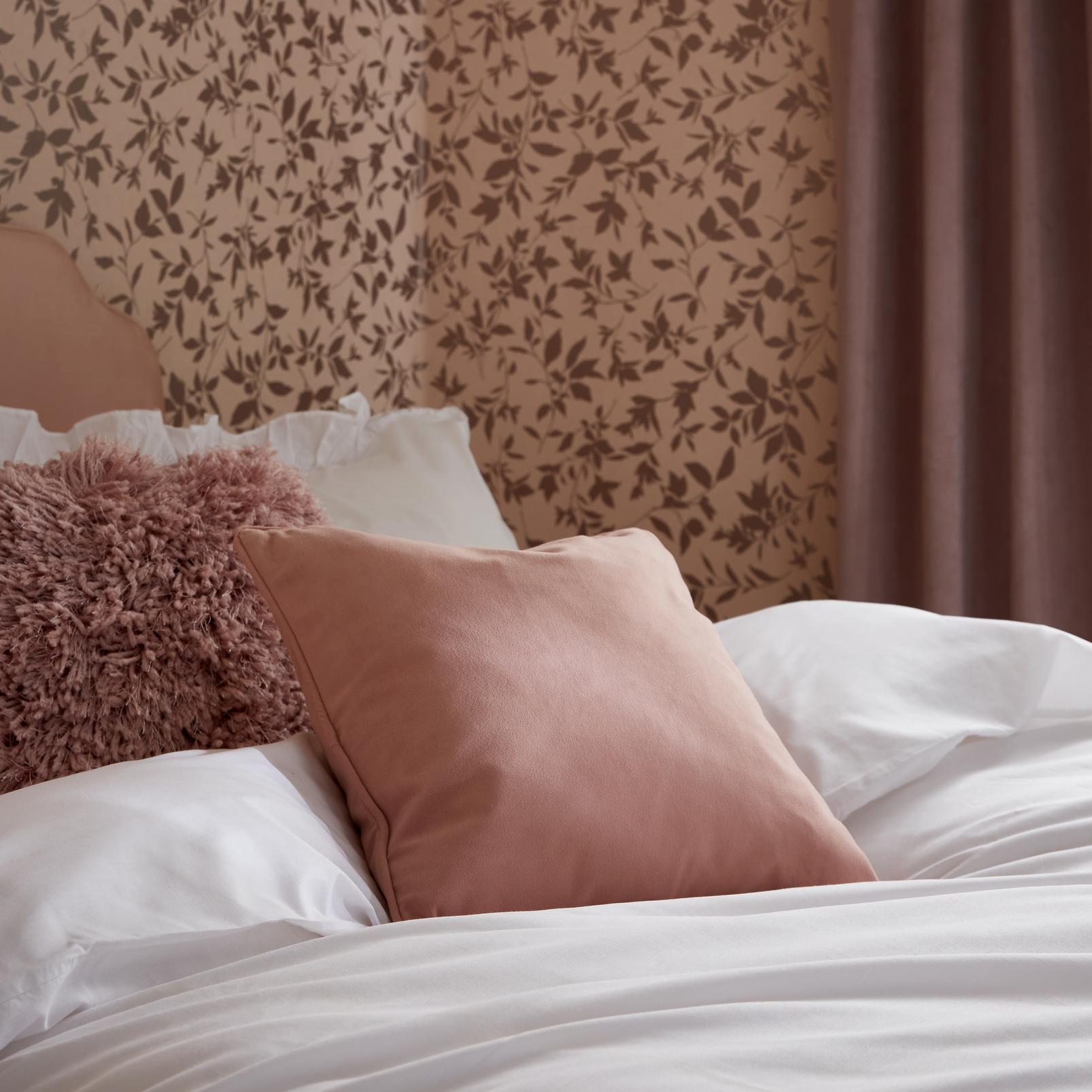 Dusky Pink Opulence Cushion - 117870_ROOMSET_01.jpg