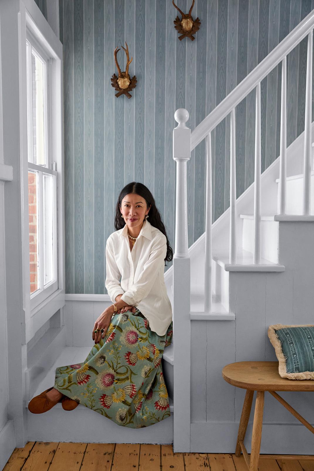 Kate Berry Moire Faux Bois Sky Wallpaper - 145756_ROOMSET_02.jpg