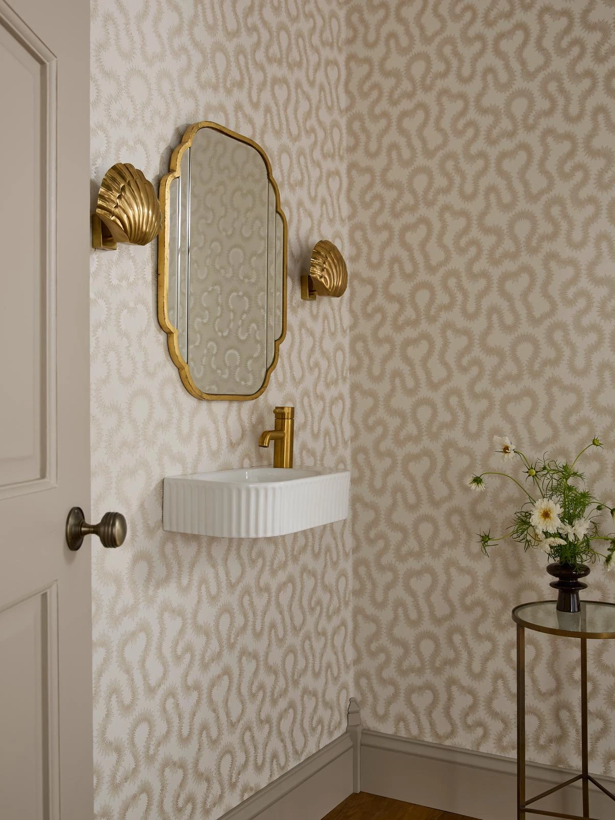 Satellite Neutral Wallpaper - 146420_ROOMSET_SatelliteNeutral_Taupe_MAIN_V2.jpg