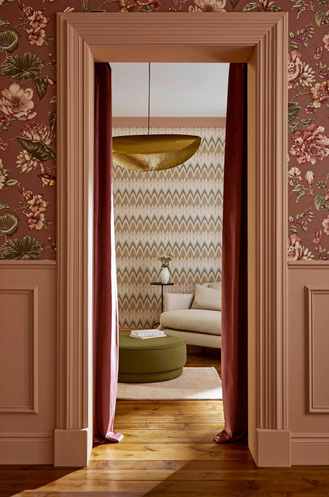 Zigzagare Green Wallpaper - 146415_CAMEO_ZigzagareGreen_Roselle Grove Dusky Pink_146399_RoselleGroveDuskyPink_RoseEarth_147896cur_OpulenceVintageMulberry_1.jpg