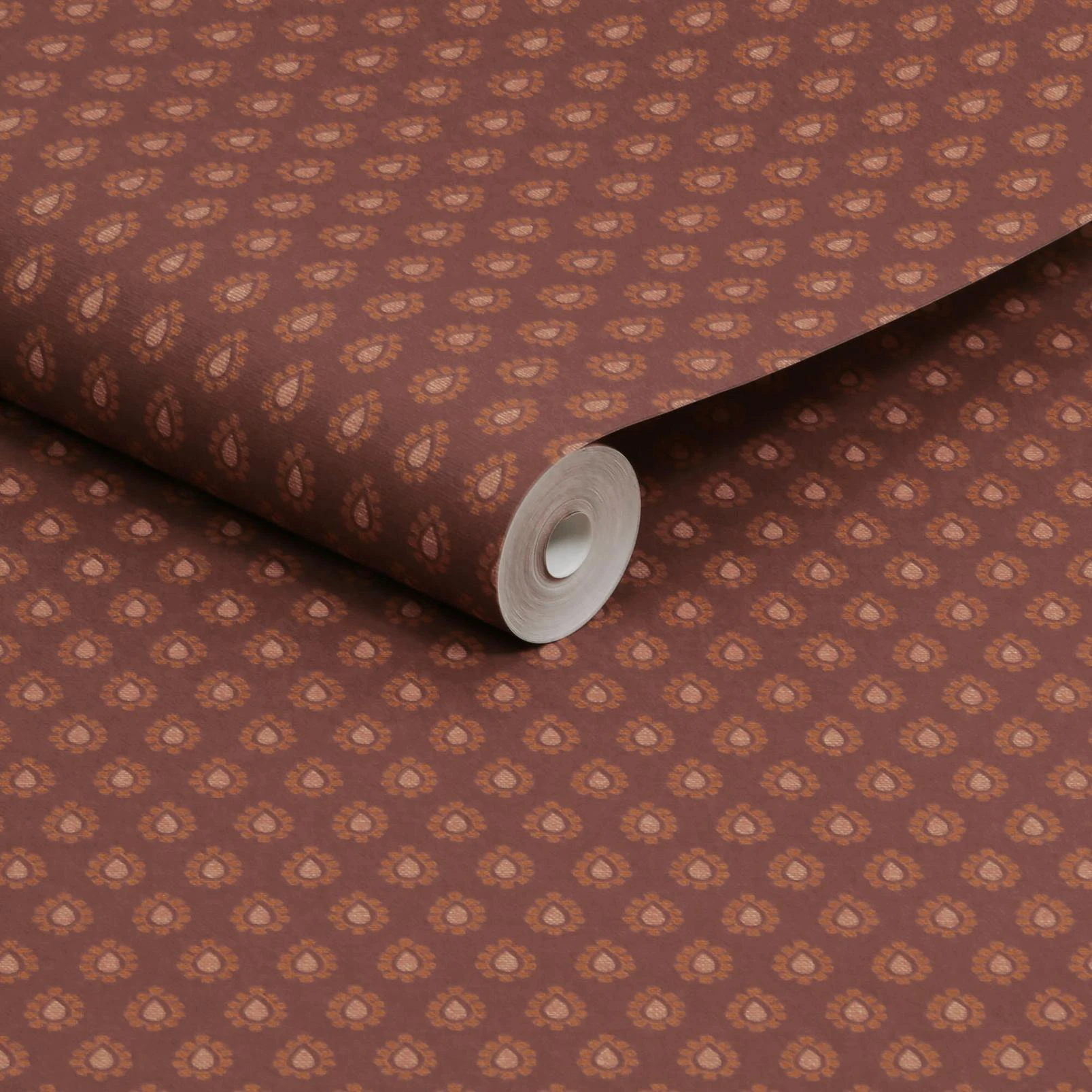 Dobby Divine Damson Wallpaper - 146385_ROLLSHOT_DOBBY_DIVINE_DAMSON.jpg