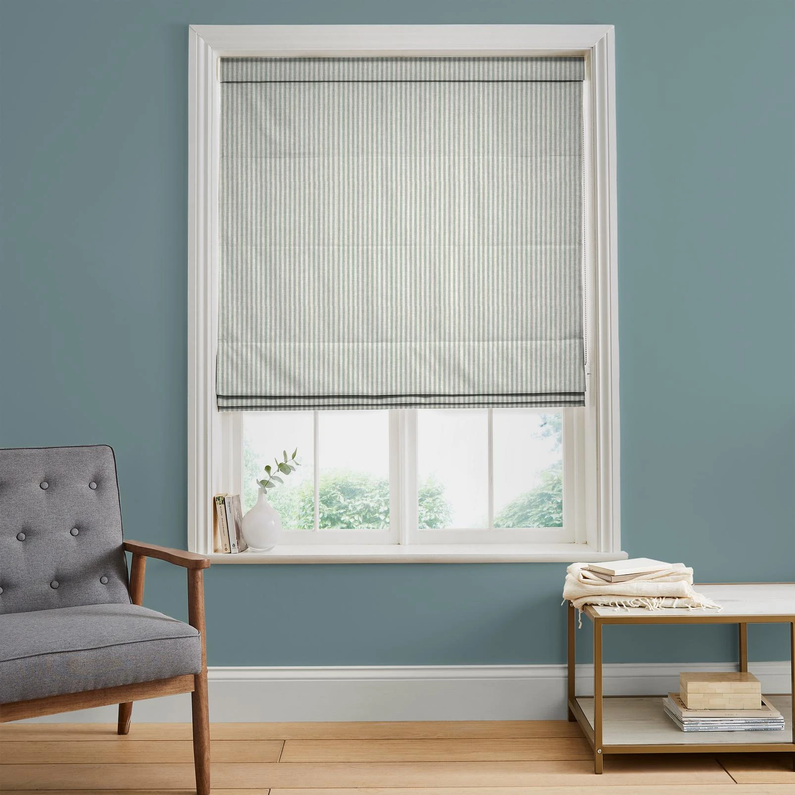 Elara Stripe Seafoam Roman Blind - 147882rom_ROOMSET_Elara_Stripe_Seafoam_Bordado_G&Bwhite.jpg