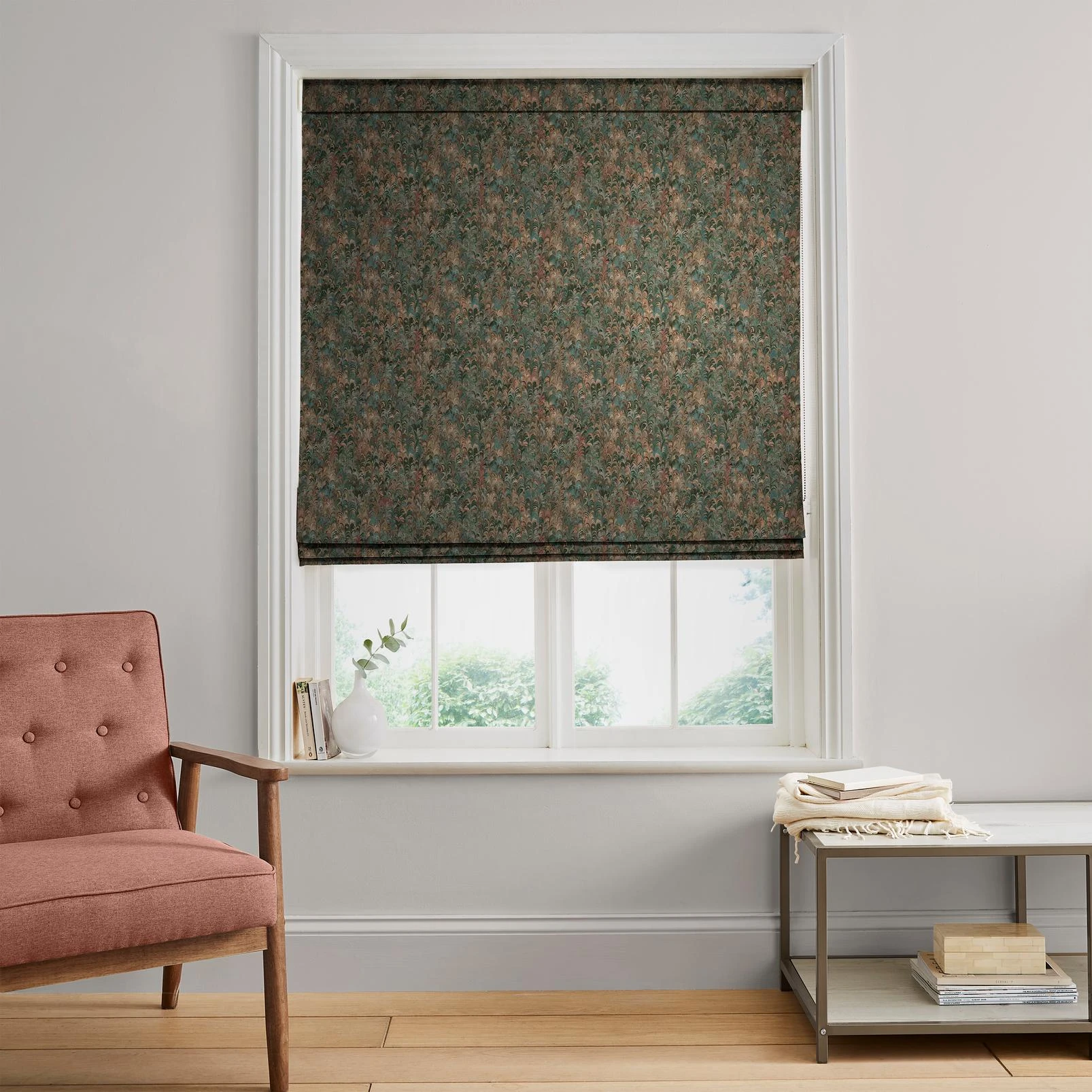 Marbré Teal Roman Blind - 147059rom_ROOMSET_MARBRETEAL_PEBBLE.jpg