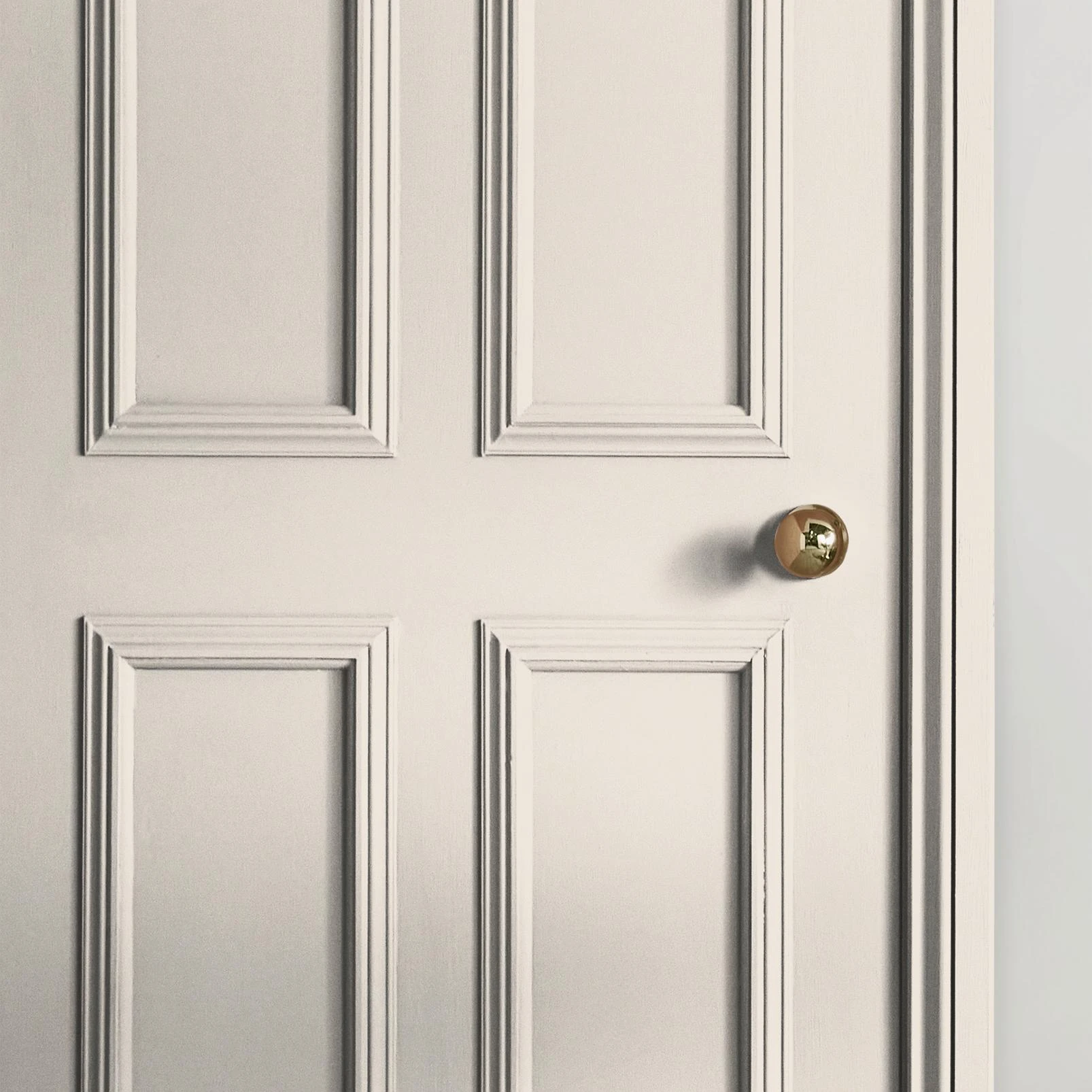 Lily Paint - 147355_INTERNAL_DOOR.jpg