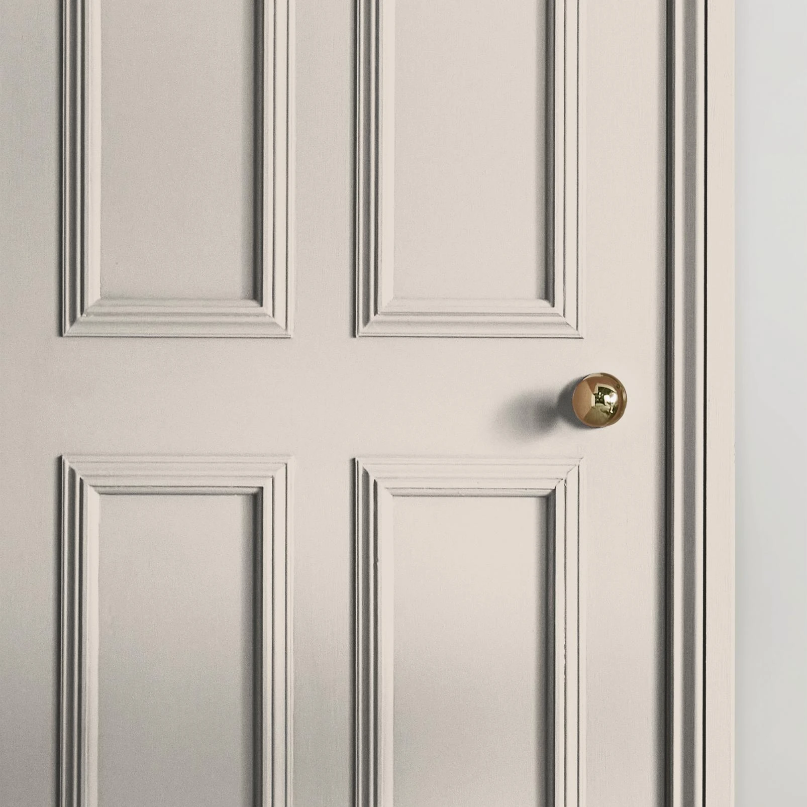 Pebble Paint - 147339_INTERNAL_DOOR.jpg