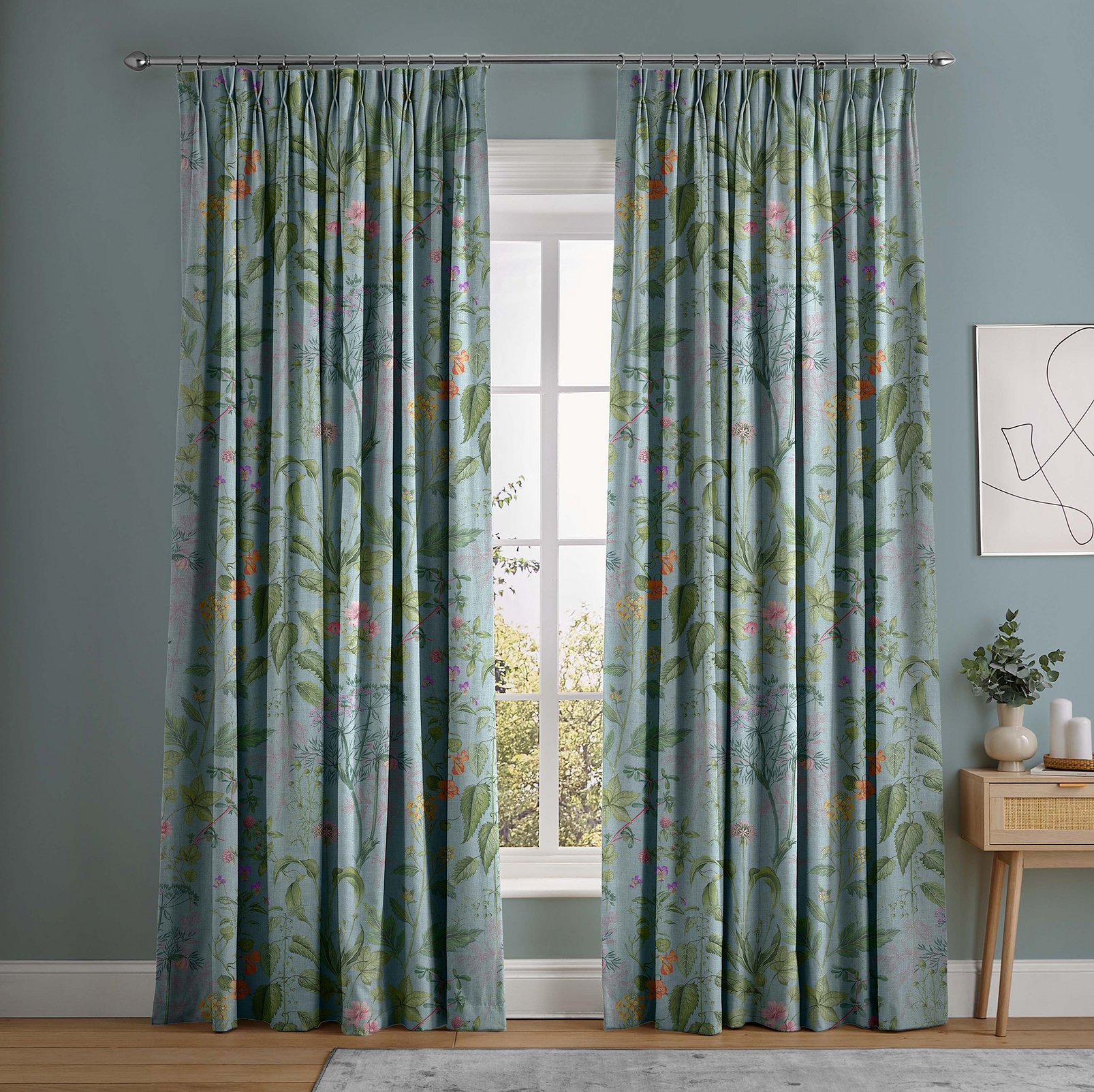 Edulis Sky Curtains in a Roomset