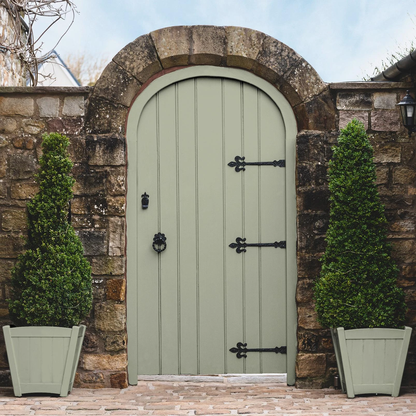 Soft Sage Paint - 147299_GATE_AND_POTS.jpg