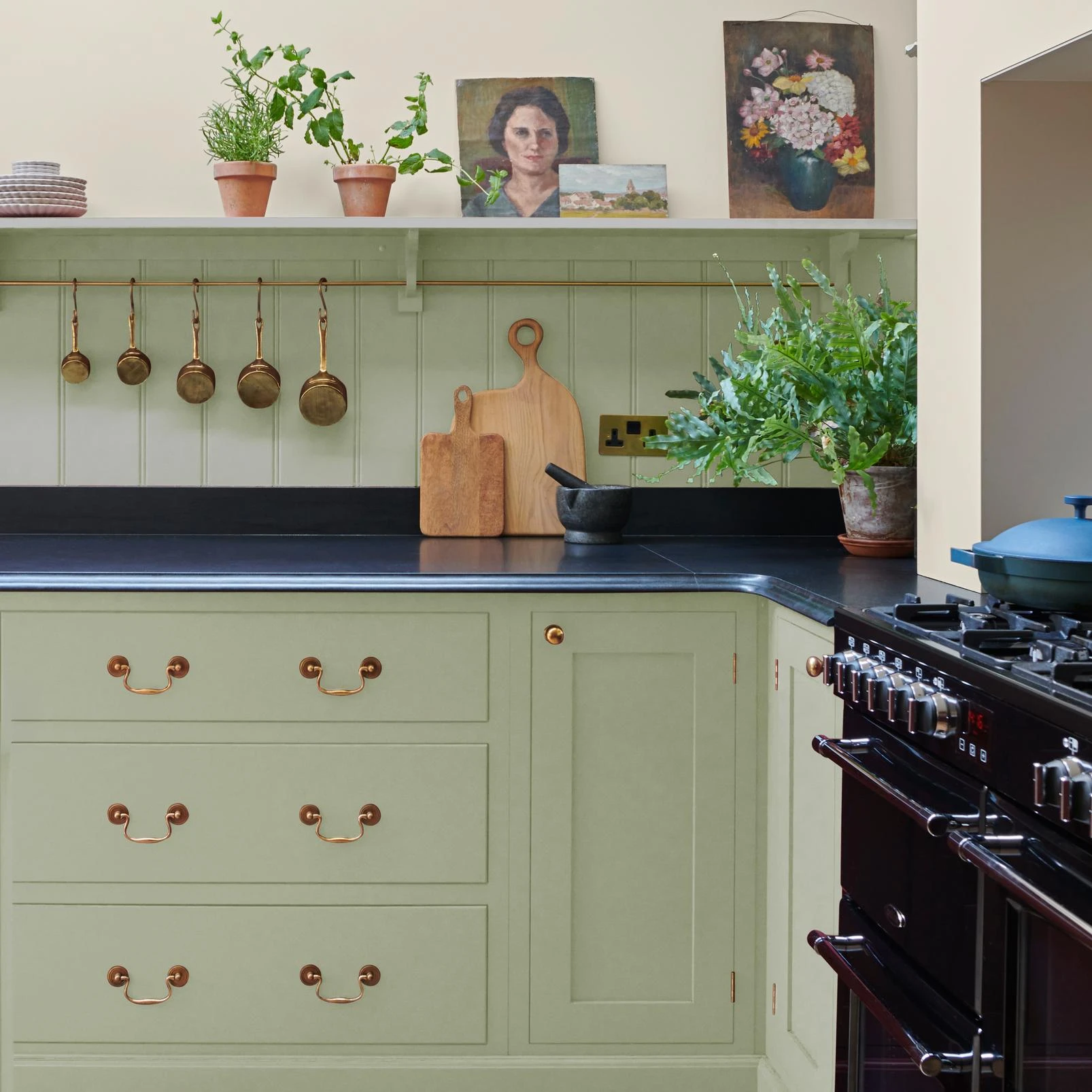 Soft Sage Paint - 147299_ROOMSET.jpg
