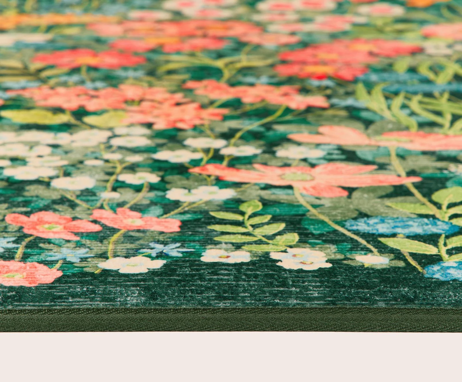 Wallflower Emerald Rug - 151636_DETAIL_02_WallflowerEmerald_Rug_Edge.jpg