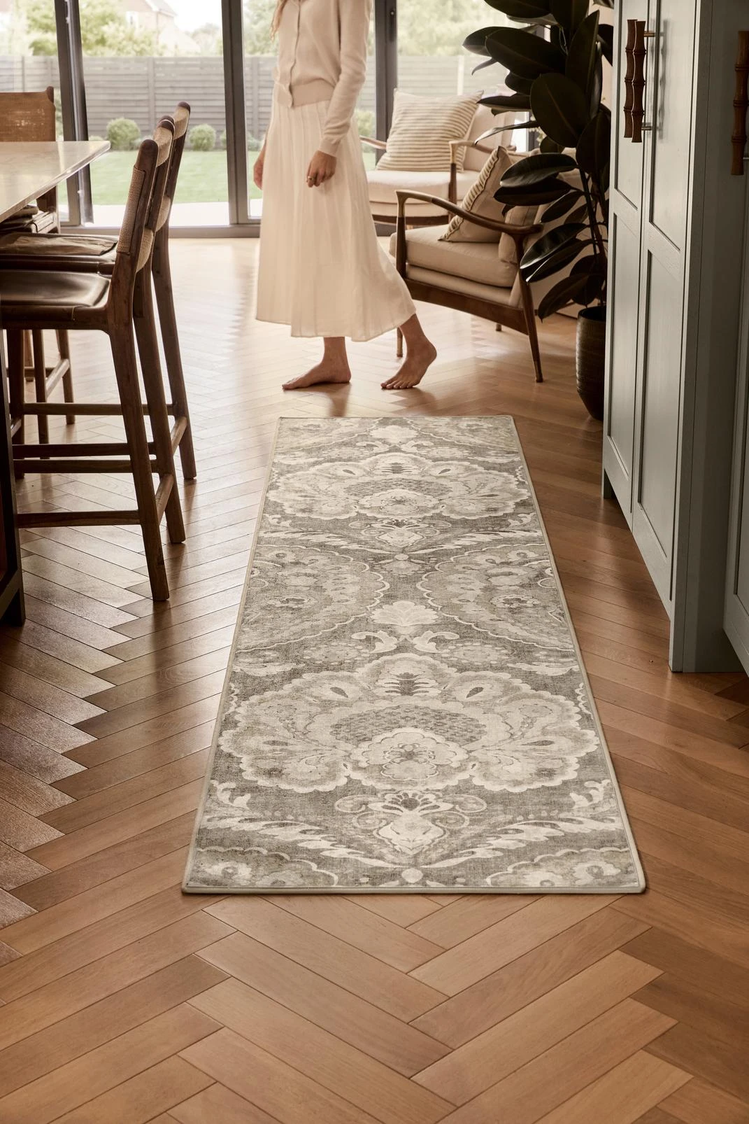 Paisley Tapestry Linen Runner - 151646_ROOMSET_PaisleyTapestryLinen_Runner.jpg