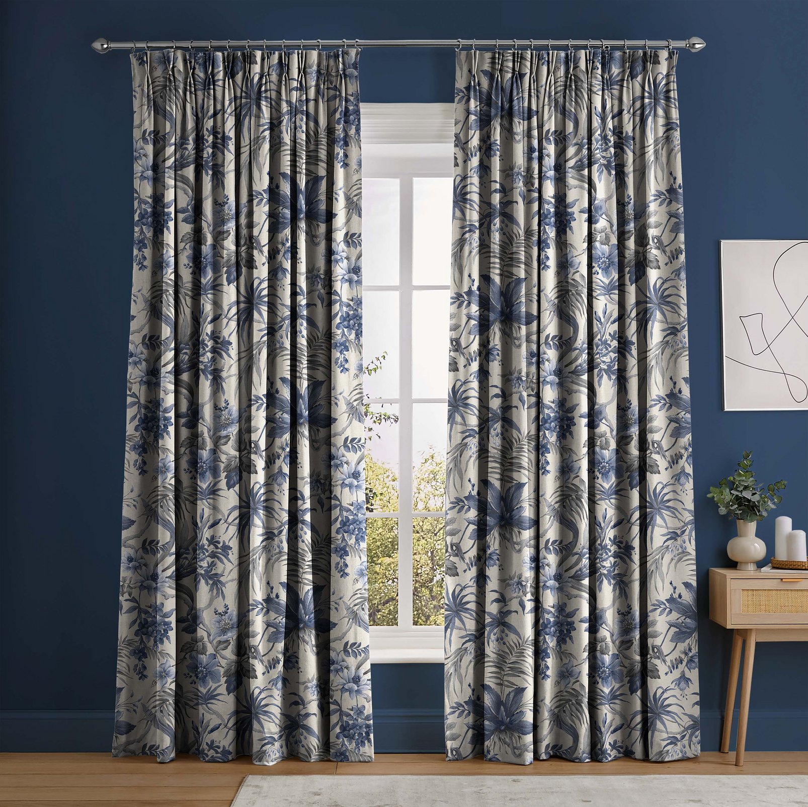 Tesronto Ink Curtains in a Roomset