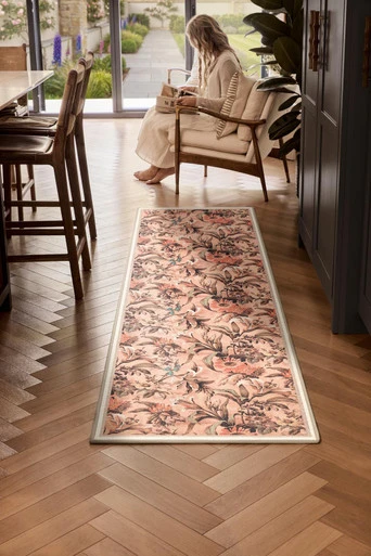 Lys Pink Runner - 151651_ROOMSET_LysWhisperingRose.jpg