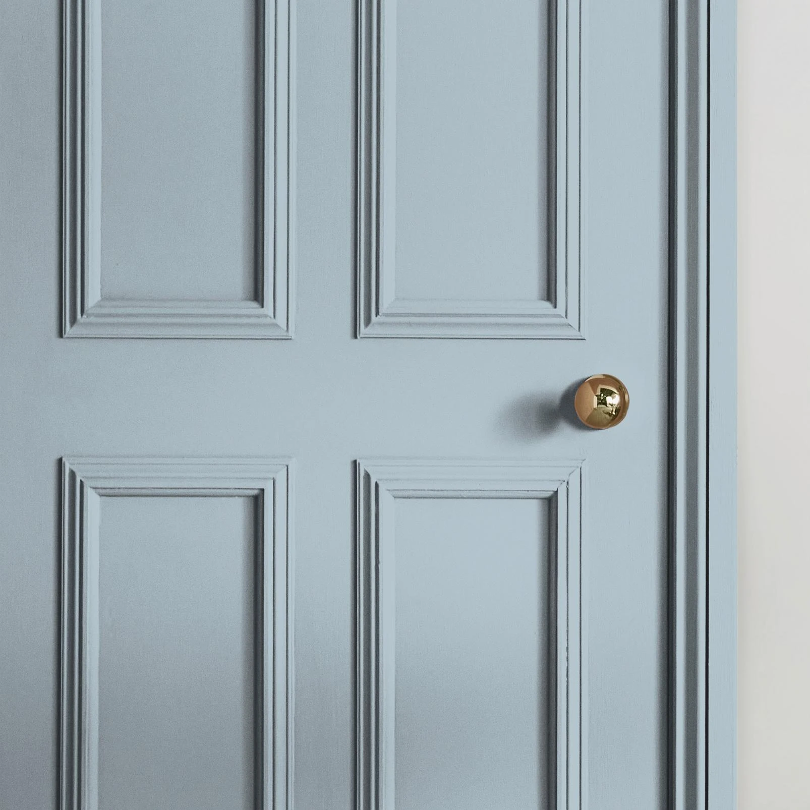Chambray Wash 2.5L Matt Emulsion - 150301_INTERNAL_DOOR.jpg