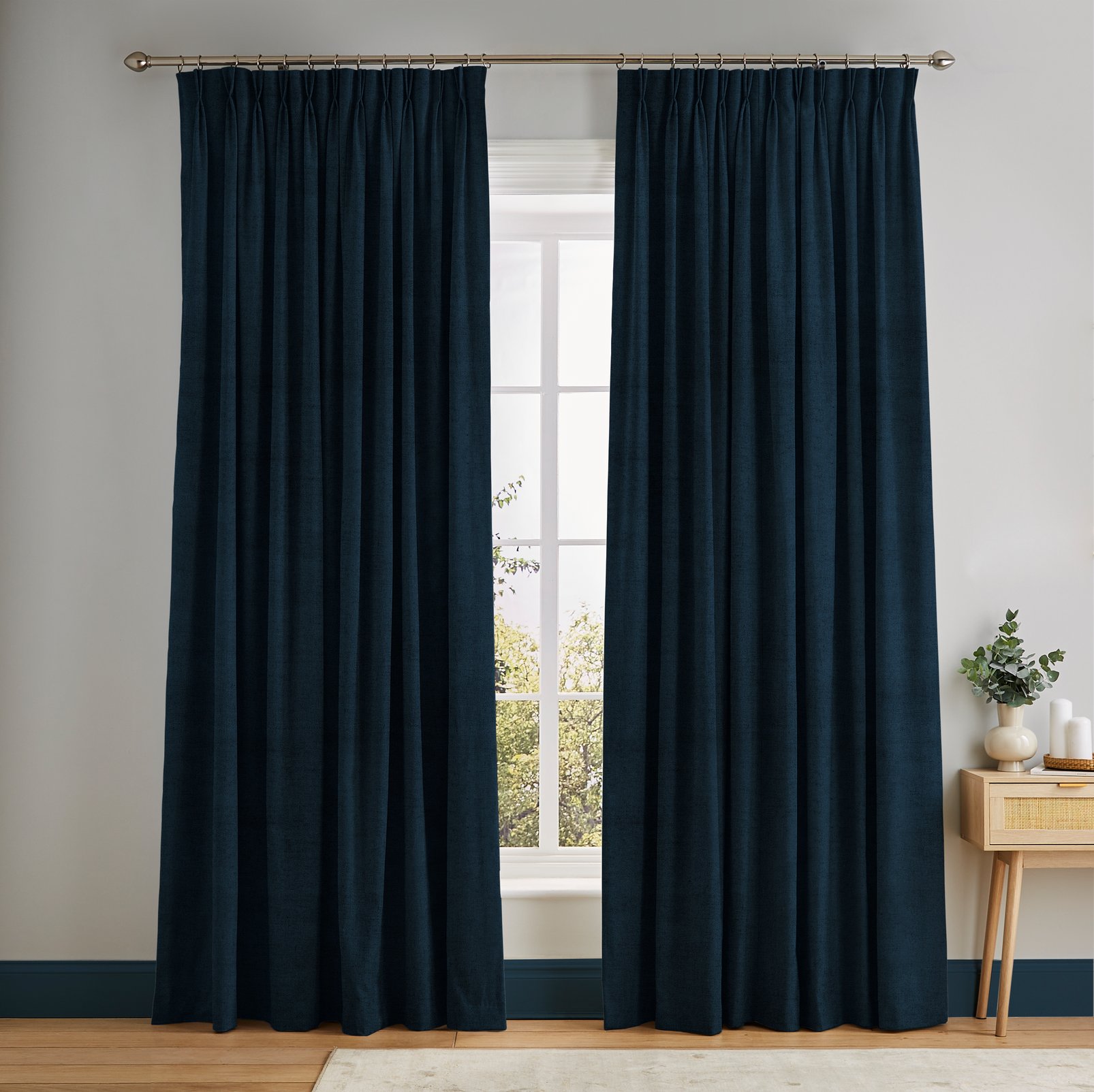 Serenity Ink Curtains - 116210cur_ROOMSET_01.jpg