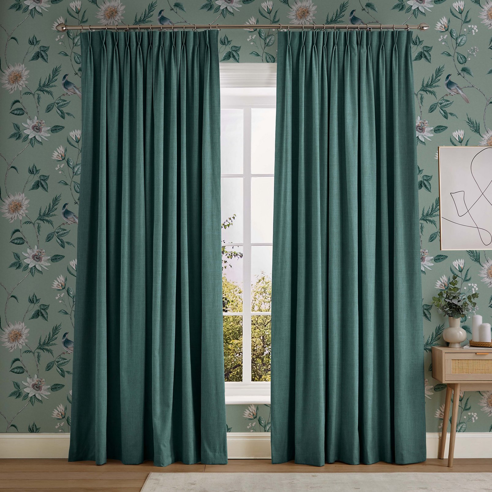 Campanile Ocean Curtains - 116070cur_ROOMSET_01.jpg