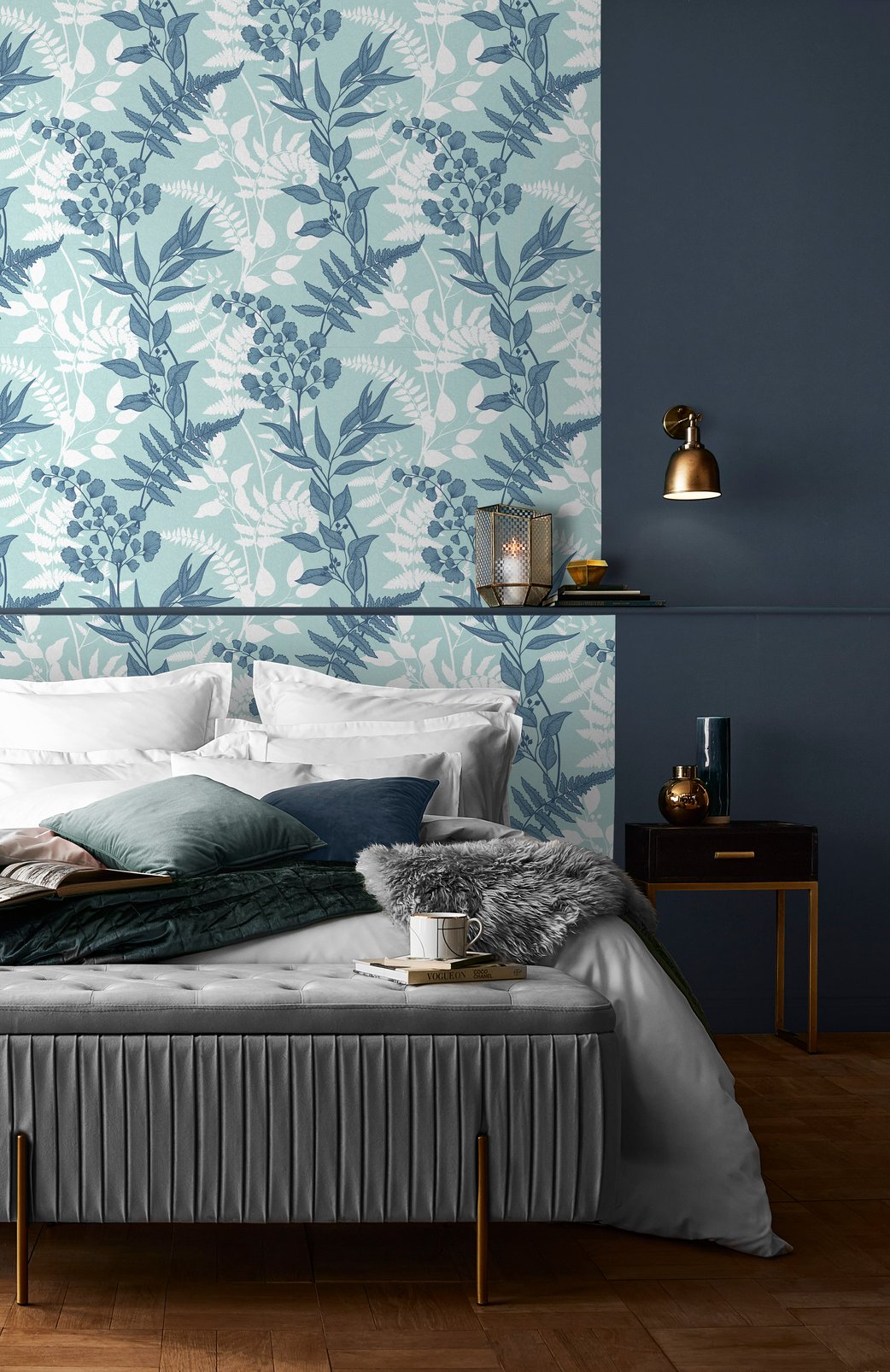 Fiore Sky Wallpaper - 115056_ROOMSET_FIORE SKY_02.jpg