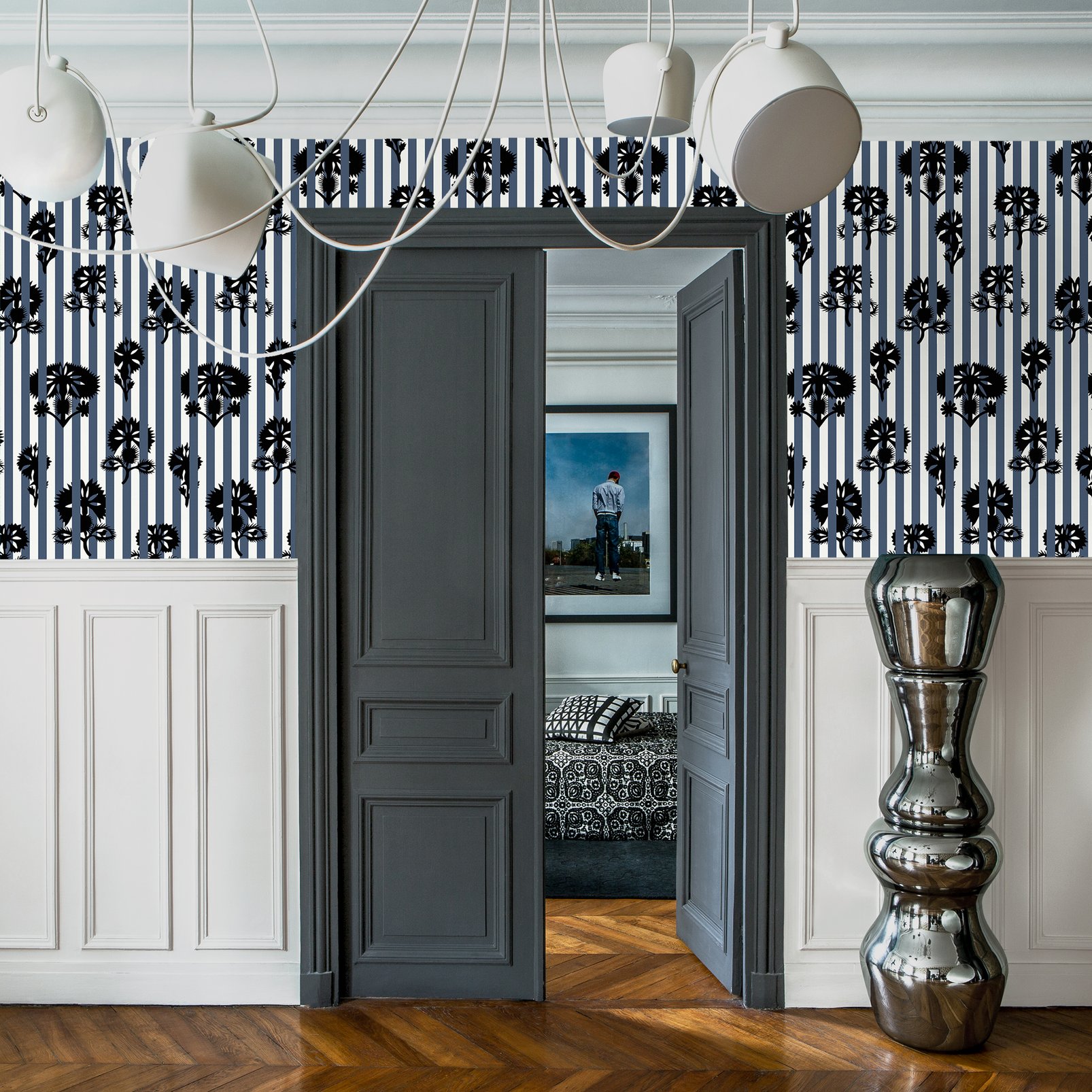 Hide And Seek Aqueous Wallpaper - 113476_ROOMSET_01.jpg