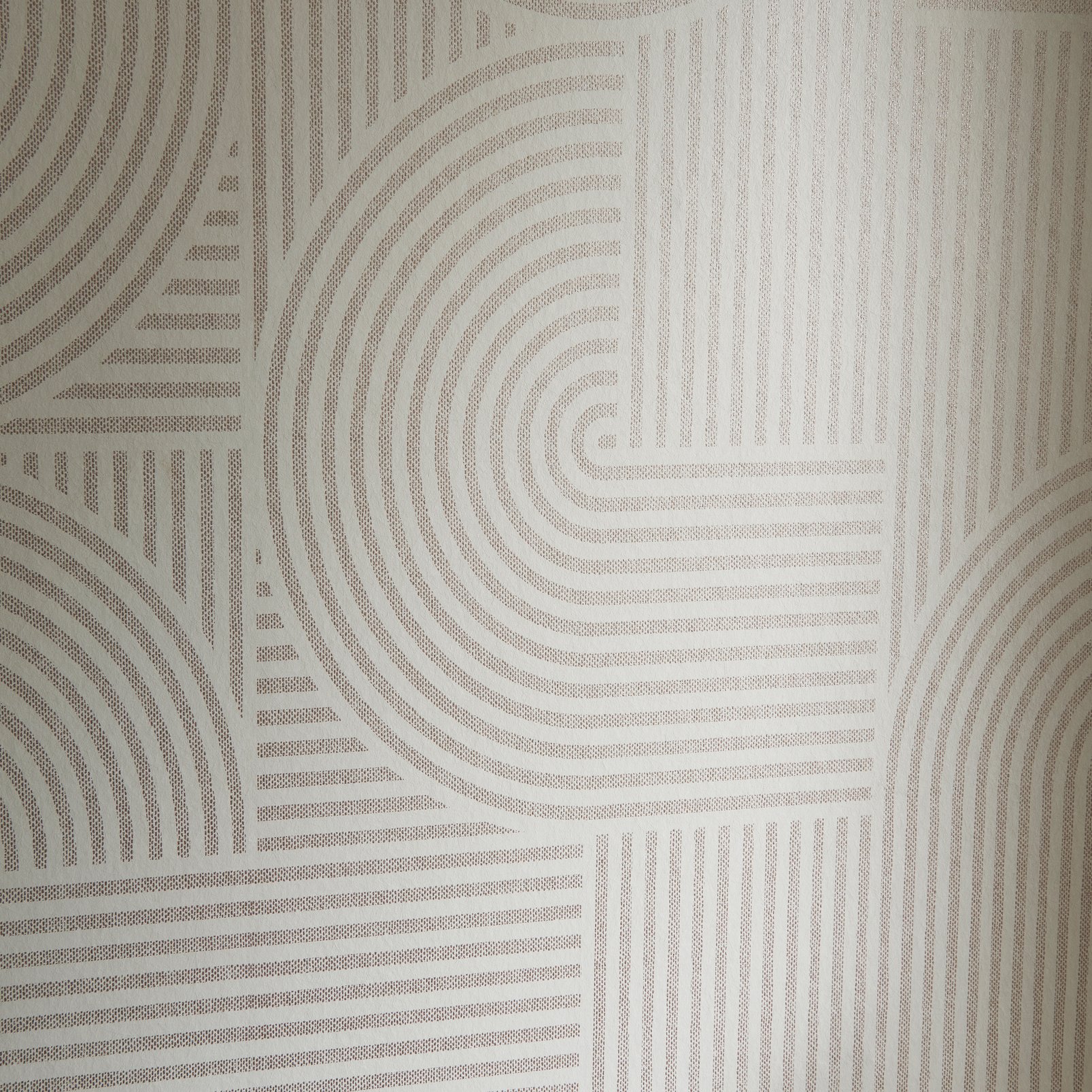 Centra White Wallpaper - 118042_ROOMSET_CENTRA WHITE_01.jpg