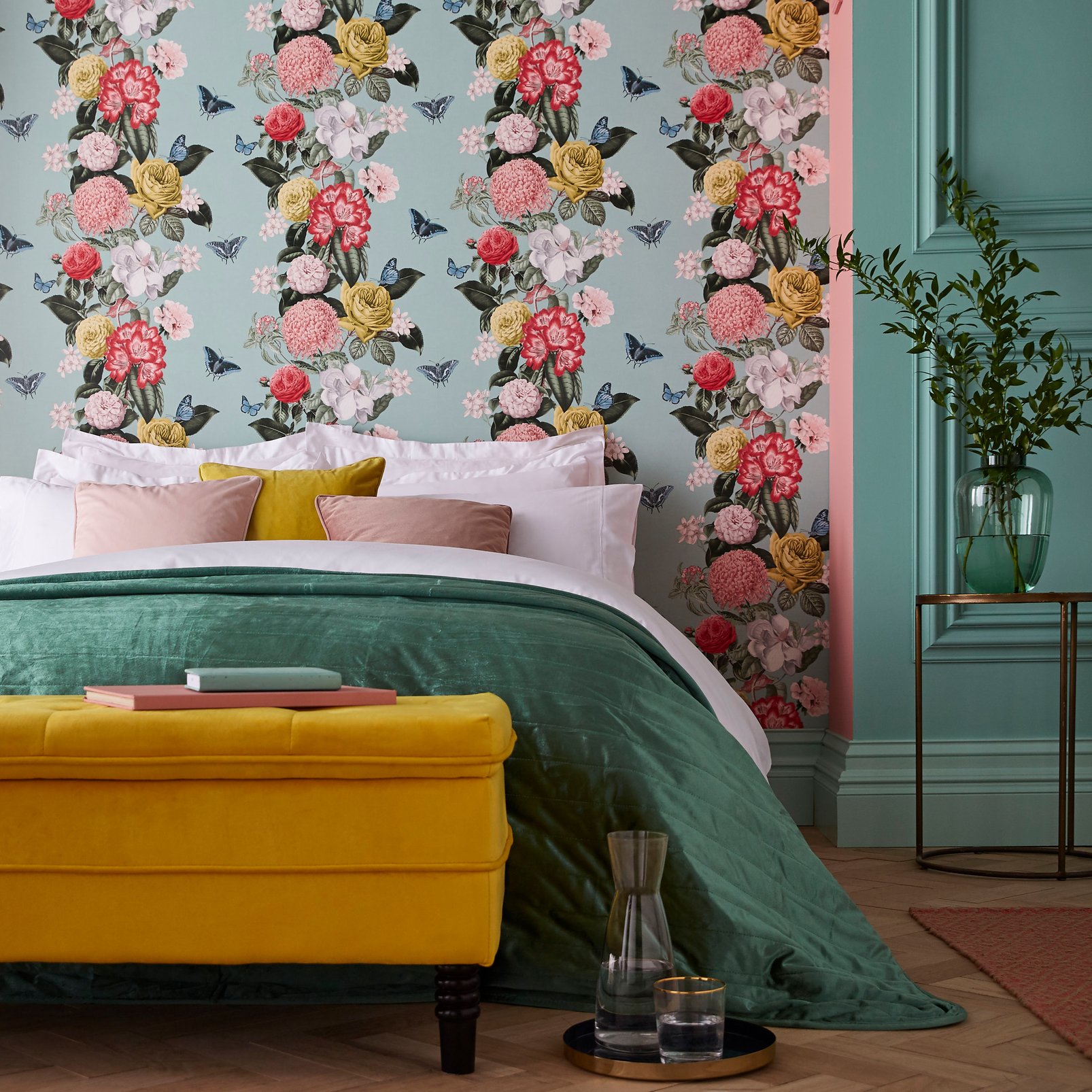 Bloomsbury Neo Mint Wallpaper - 107747_ROOMSET_BLOOMSBURY NEO MINT_06.jpg