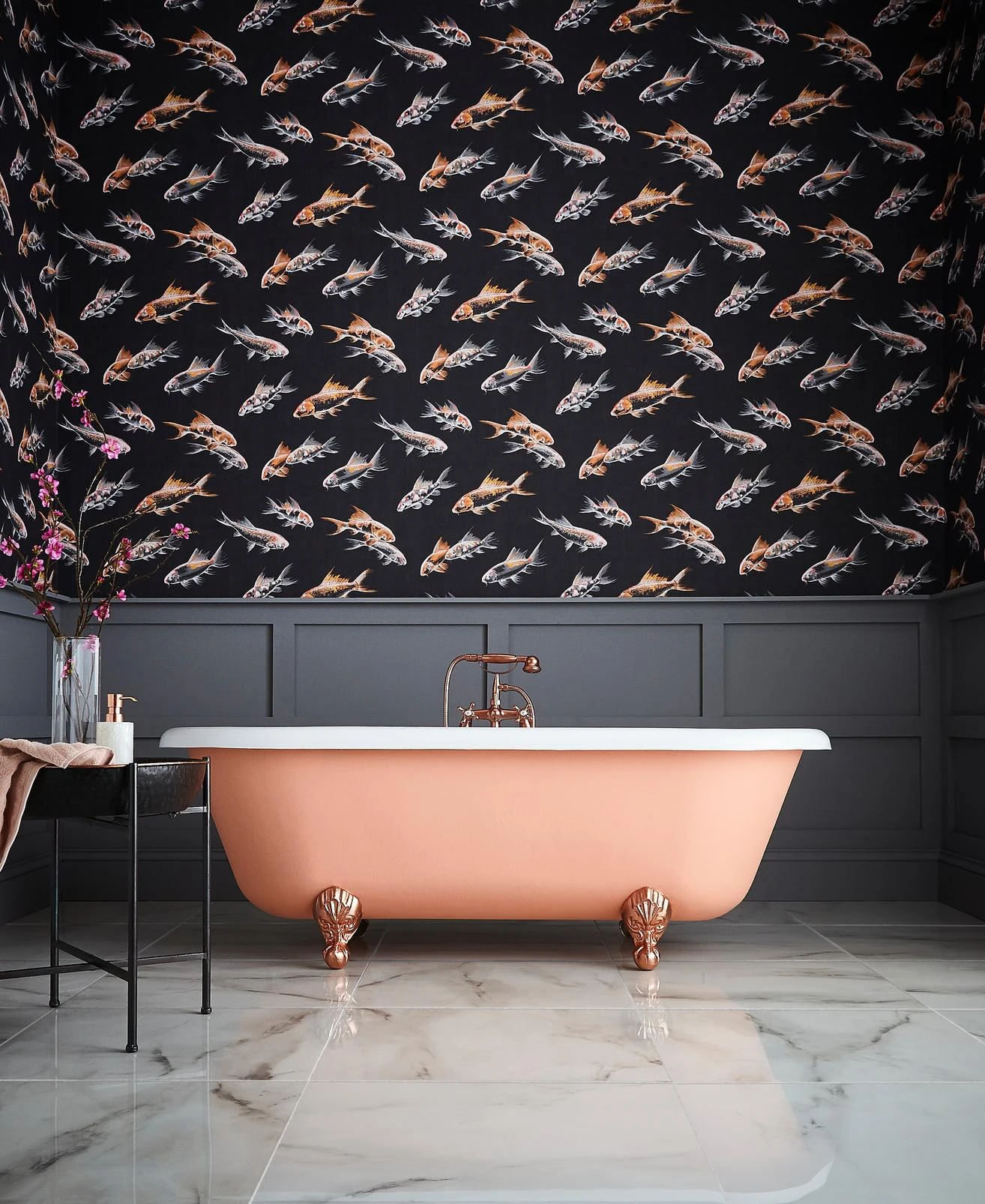 Flow Black Wallpaper - 105911_ROOMSET_01.jpg