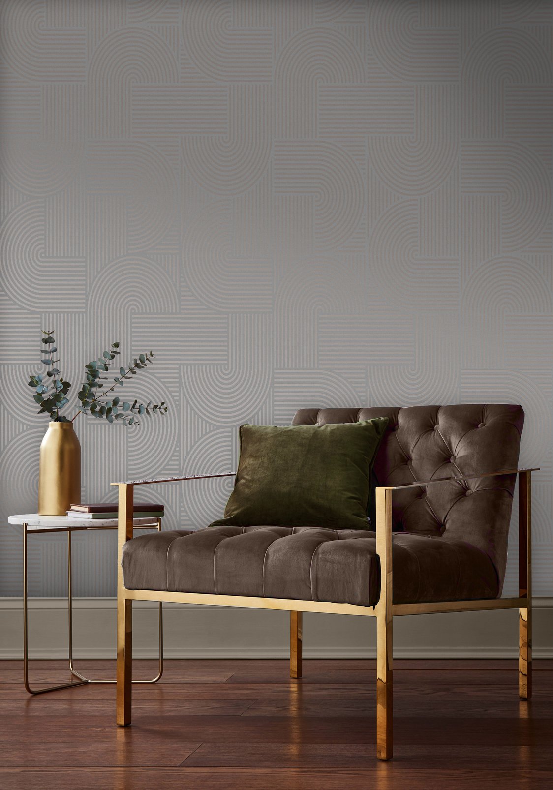 Centra Taupe Wallpaper - 118041_ROOMSET_CENTRA TAUPE_01.jpg