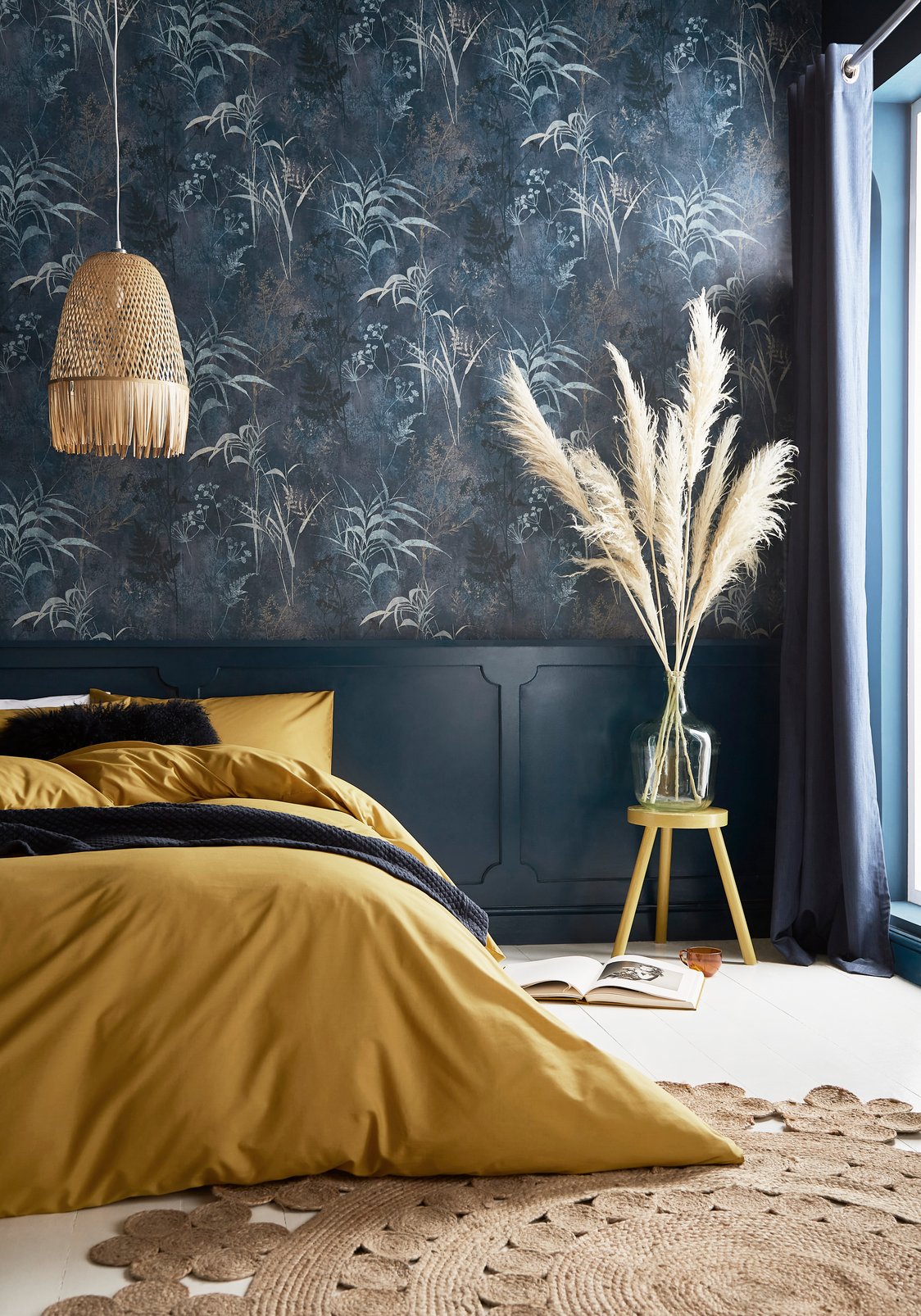 Restore Midnight Wallpaper - 115044_ROOMSET_RESTORE MIDNIGHT_08.jpg