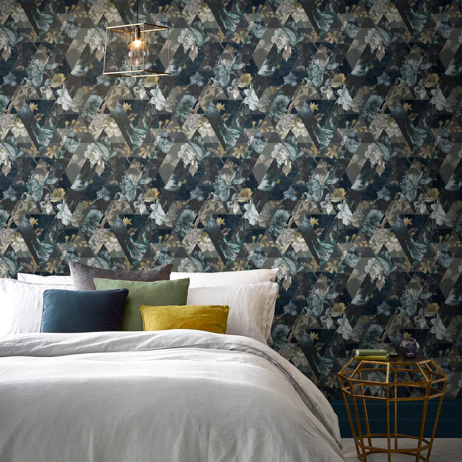 Timepiece Midnight Wallpaper - 112277_ROOMSET_TIMEPIECE MIDNIGHT_02.jpg