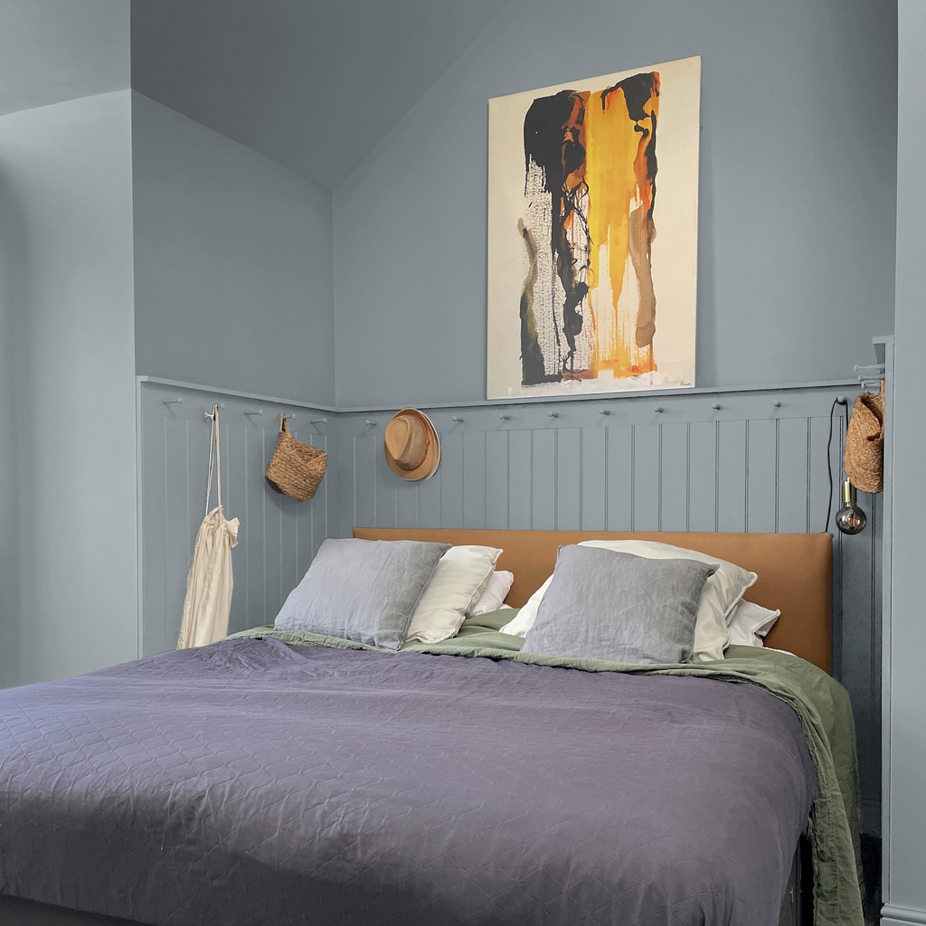 Axel Paint in a Roomset