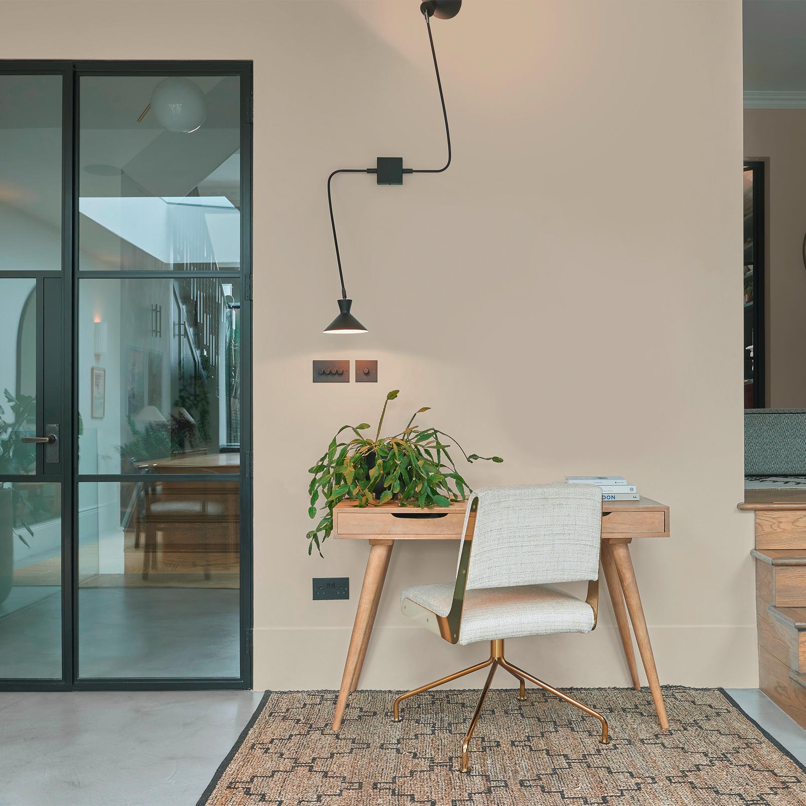 Cambridge Cream Paint - 109166_ROOMSET_.jpg