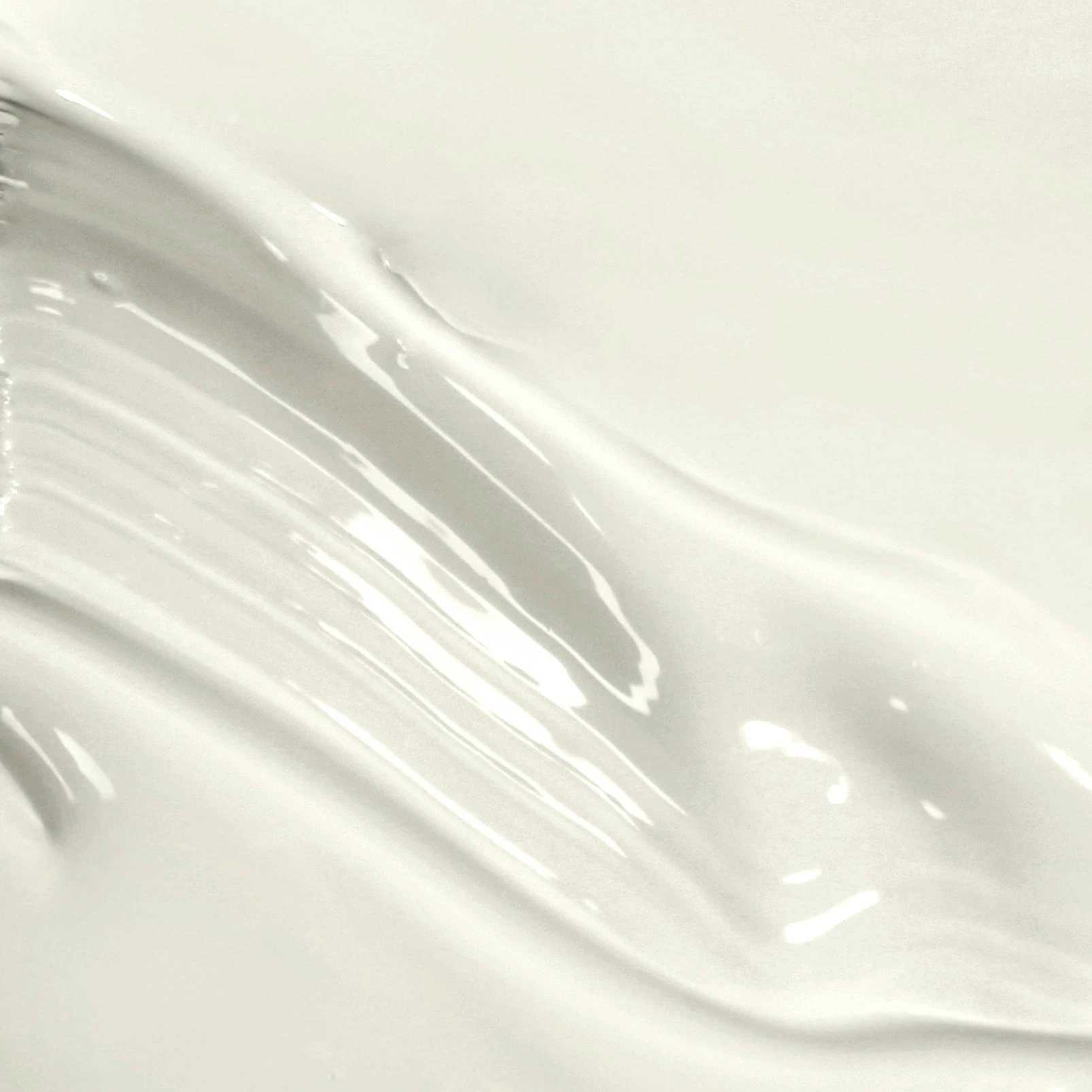 G&B White Paint - 109729_PAINT_SWISH_.jpg
