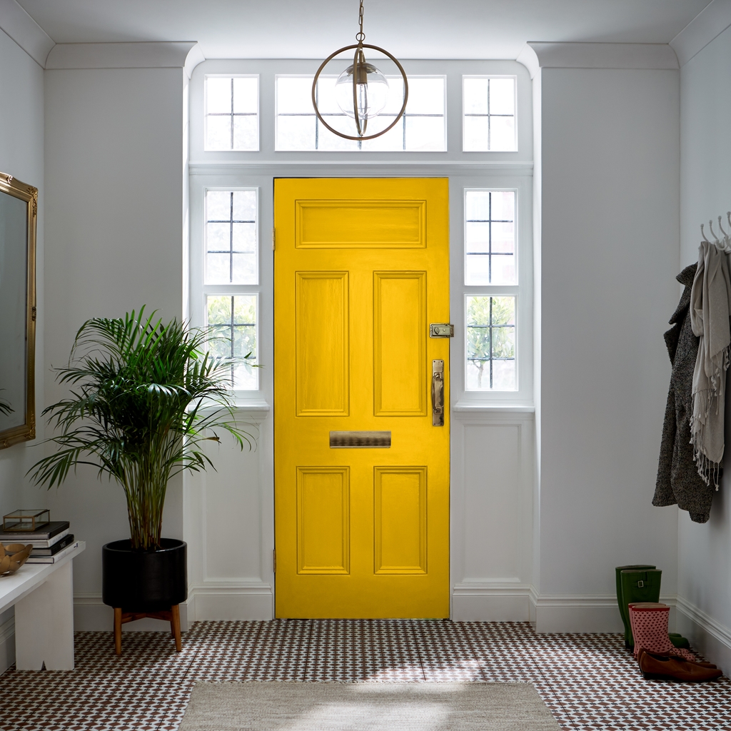 Giallo Paint in a Roomset