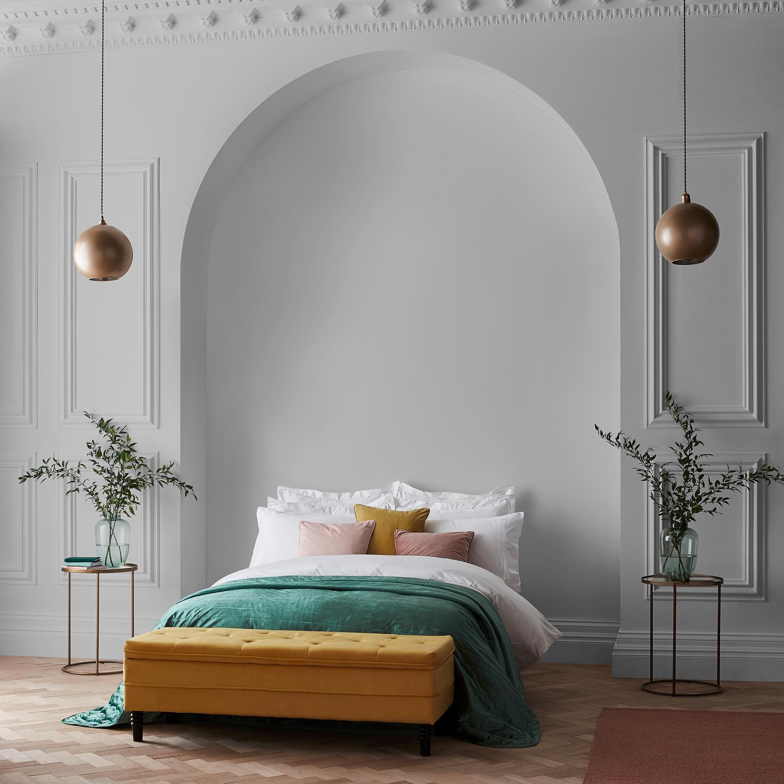 Anastasia Paint in a Roomset