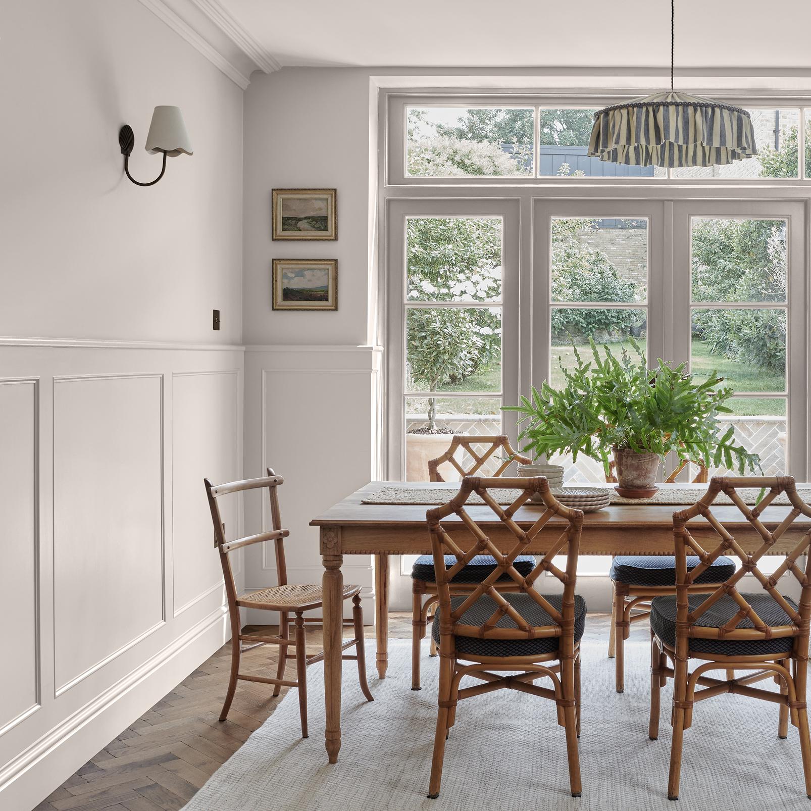 Samantha Paint in a Roomset