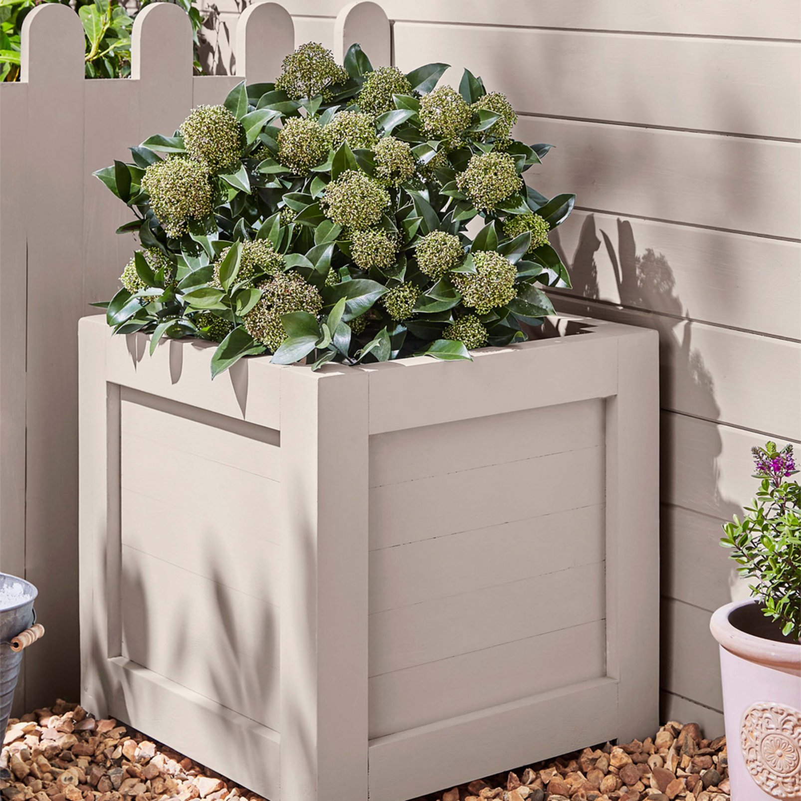 Laura Ashley Sable Paint - 113665_ROOMSET_02.jpg