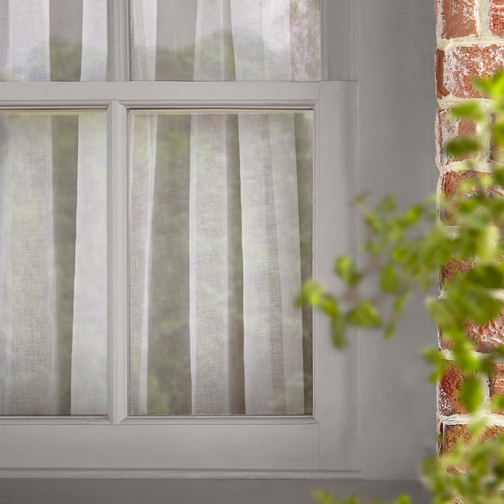 Laura Ashley Dark Dove Grey Paint - 113669_ROOMSET_03.jpg