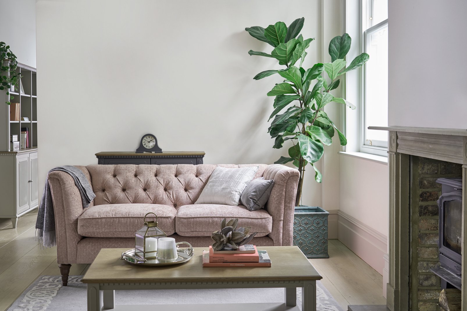 Laura Ashley Dove Grey White Paint - 113666_ROOMSET_04.jpg