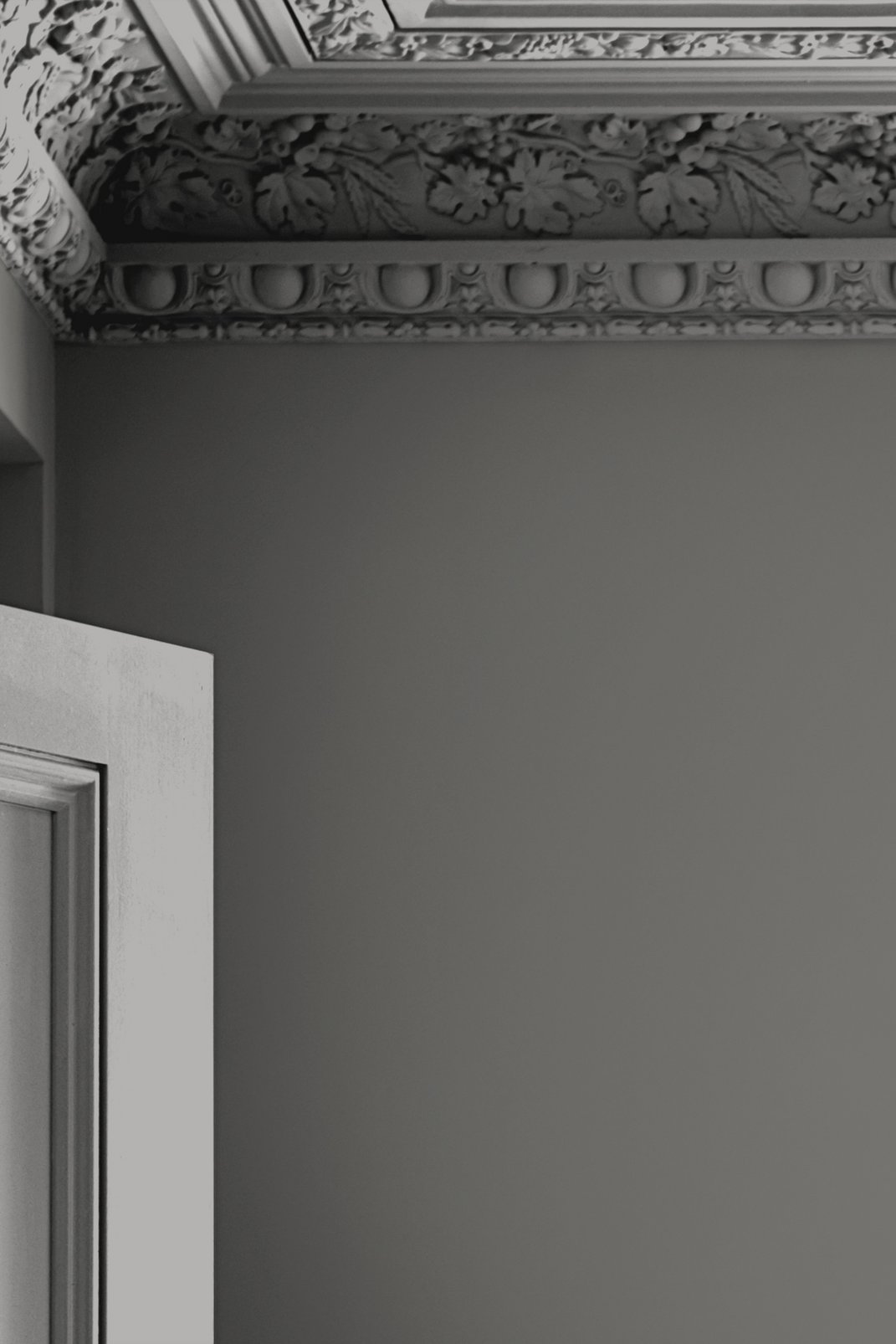 Laura Ashley Pale Charcoal Paint - 113673_ROOMSET_03.jpg