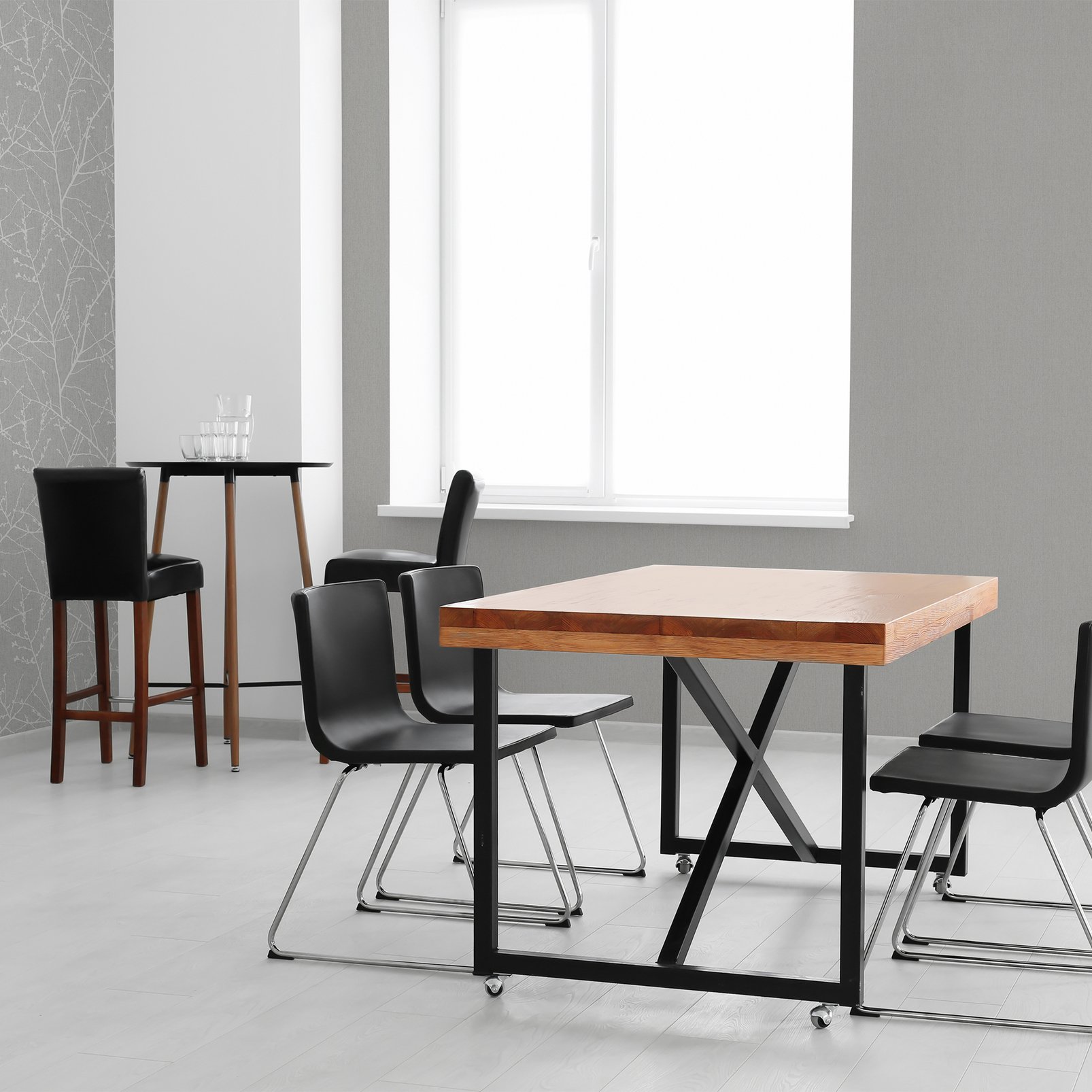 Calico Grey Wallpaper - 31-860_ROOMSET_01.jpg