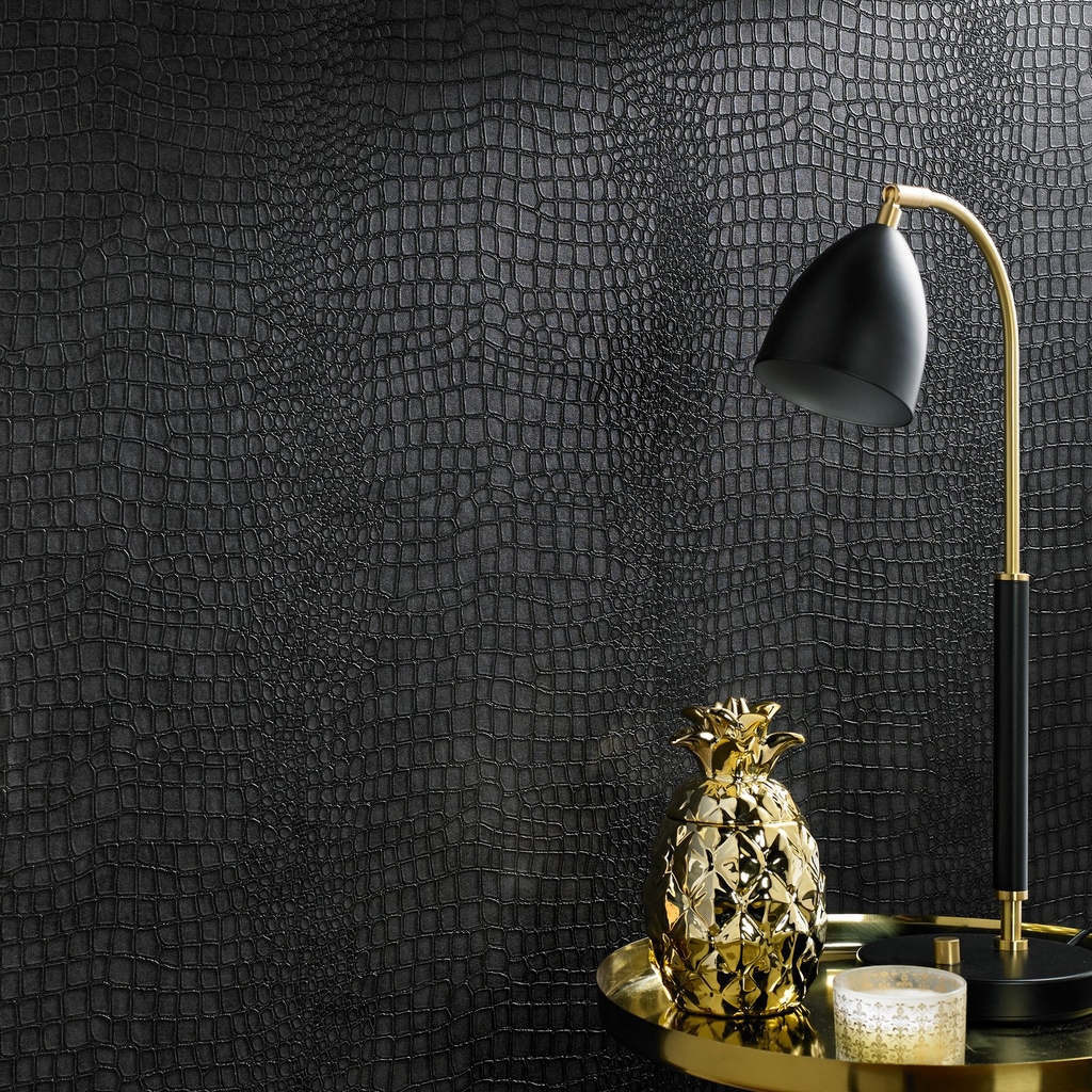 Crocodile Black Wallpaper - 32-659_ROOMSET_01.jpg