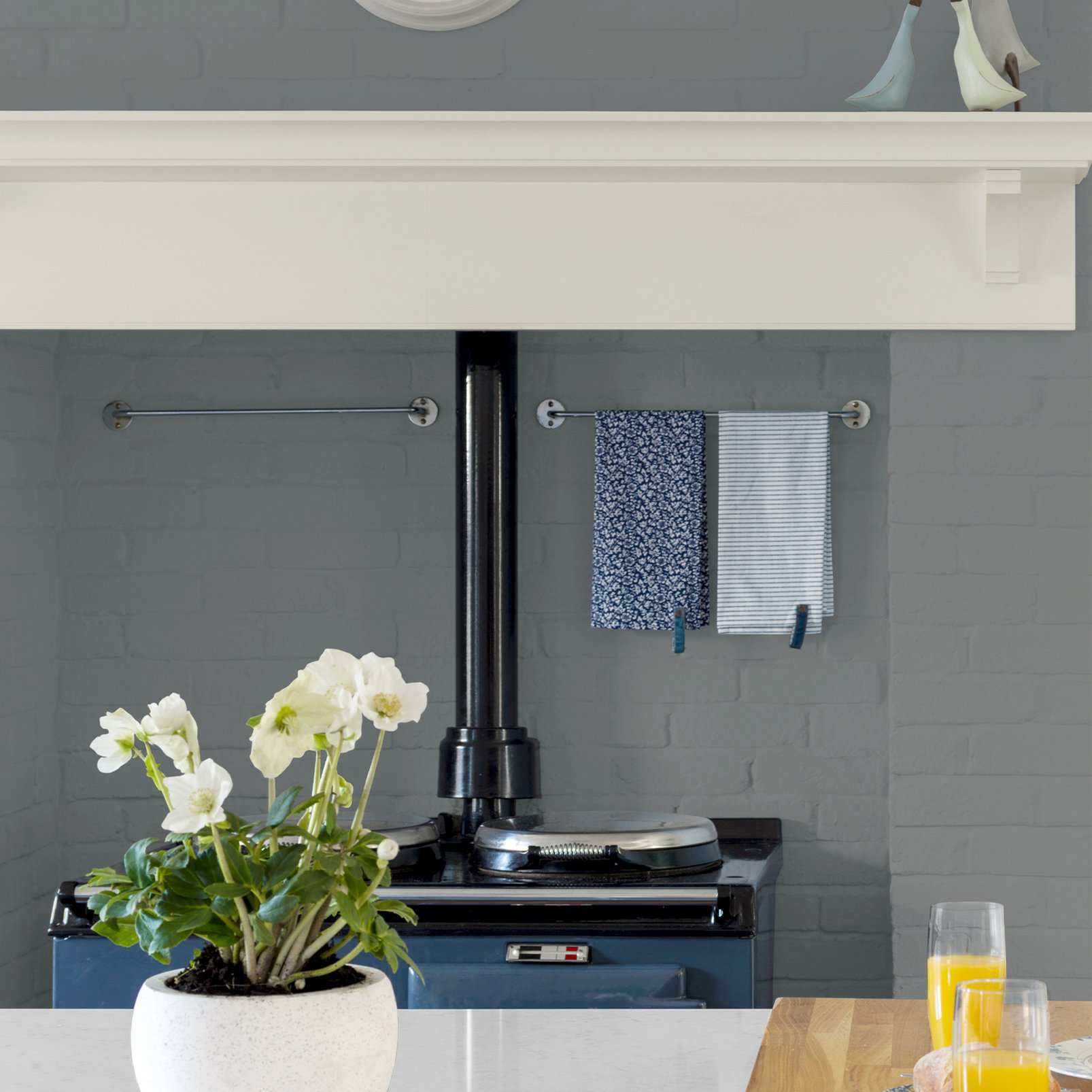 Laura Ashley Slate Paint - 113684_ROOMSET_02.jpg