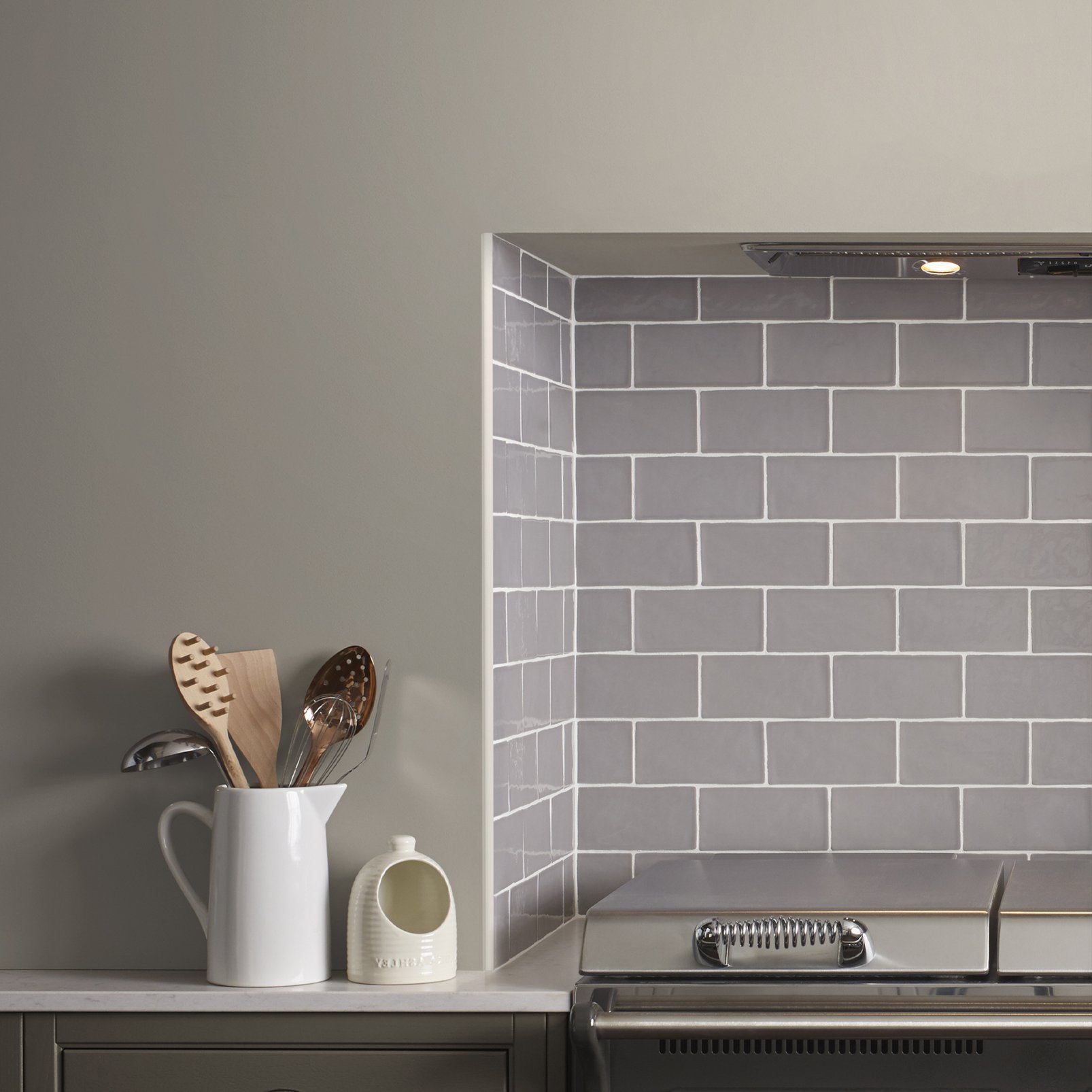 Laura Ashley Pale Sable Paint - 113664_ROOMSET_02.jpg