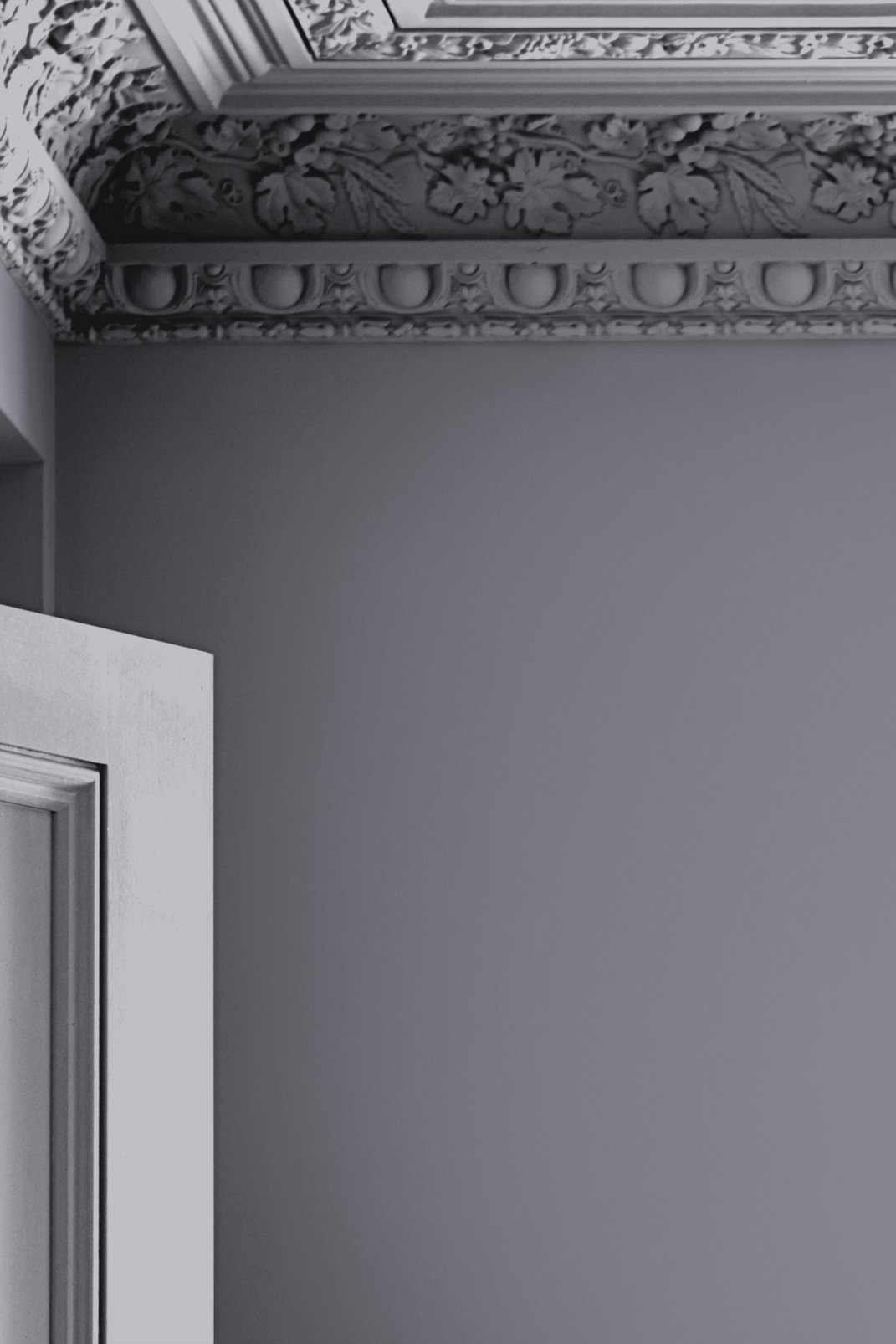 Laura Ashley Pale Iris Paint - 113714_ROOMSET_02.jpg