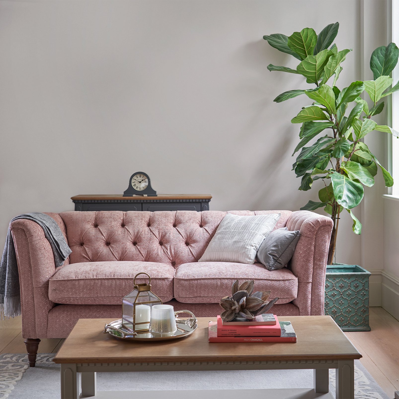 Laura Ashley Amethyst White Paint - 113707_ROOMSET_01.jpg