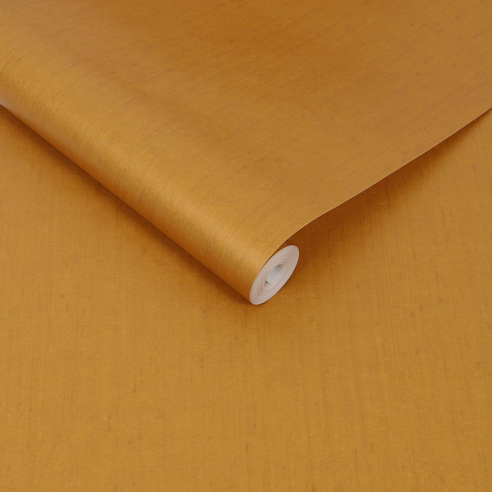 Tisbury Yellow Ochre Wallpaper by Clarissa Hulse - 120404_ROLLSHOT_01.jpg
